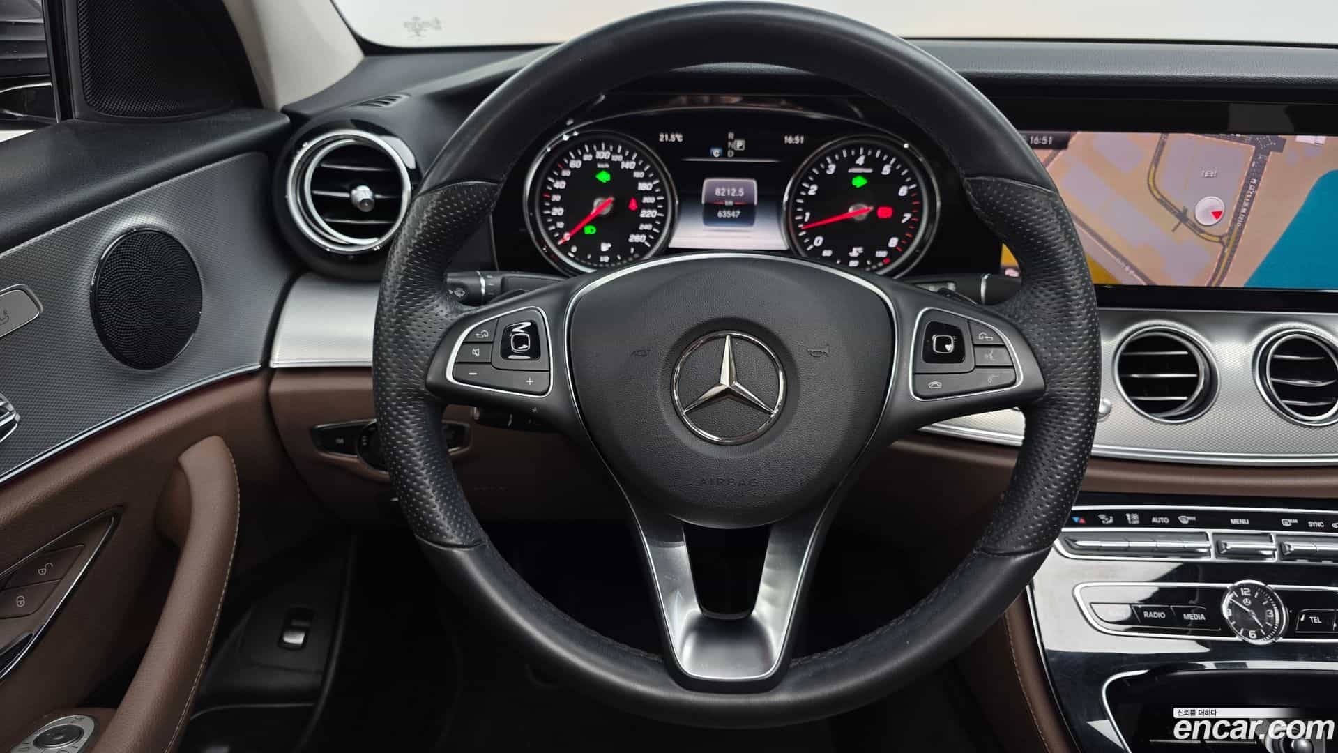 E-Class Mercedes-Benz 2018.2-OPTION-020