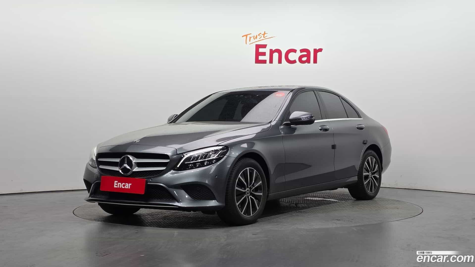 C-Class Mercedes-Benz 2019.9-OUTER-001