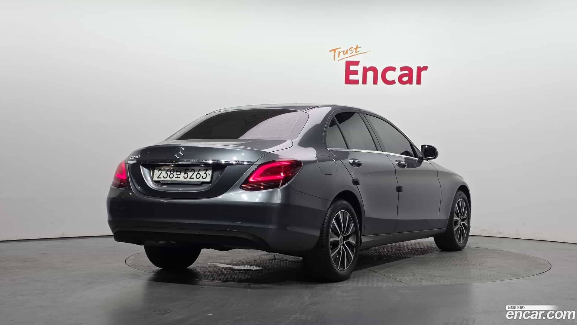C-Class Mercedes-Benz 2019.9-OUTER-002