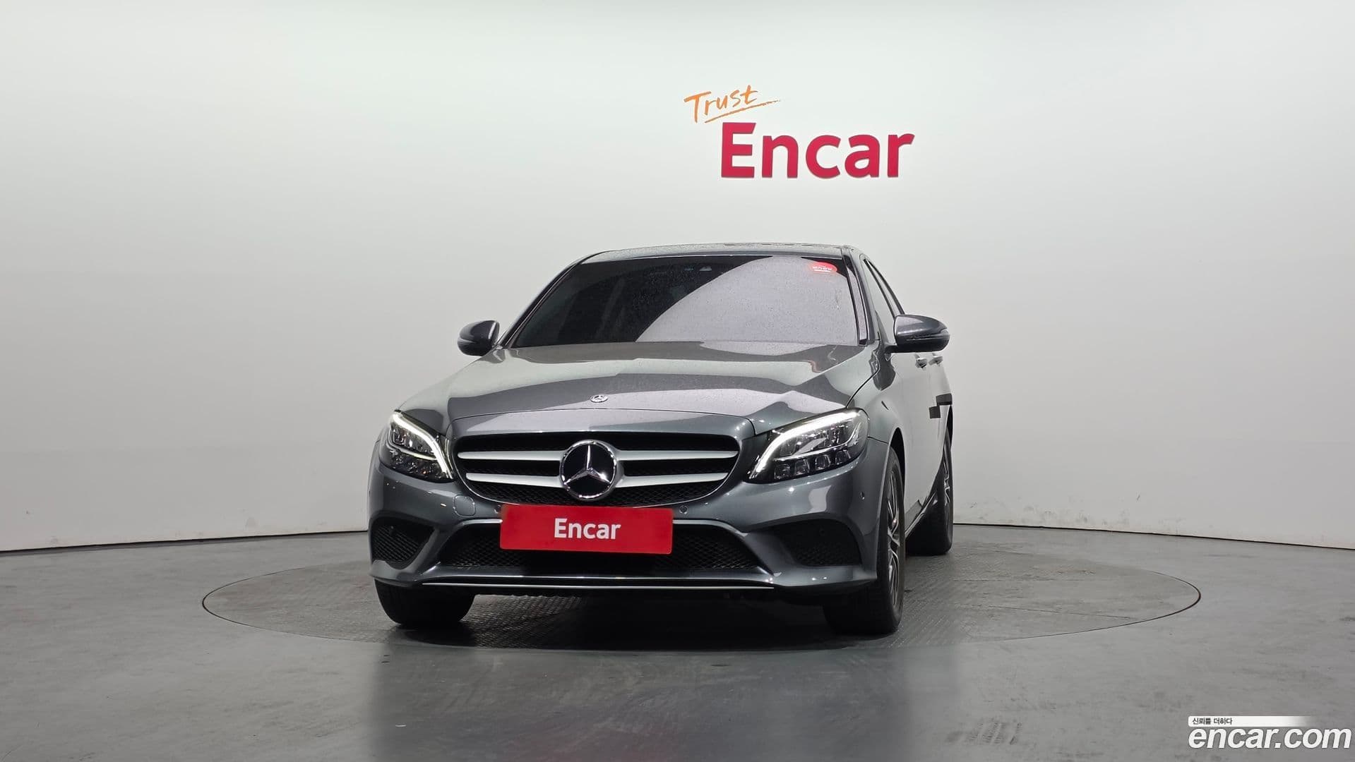 Main__Slider__Photo:C-Class Mercedes-Benz 2019.9-2