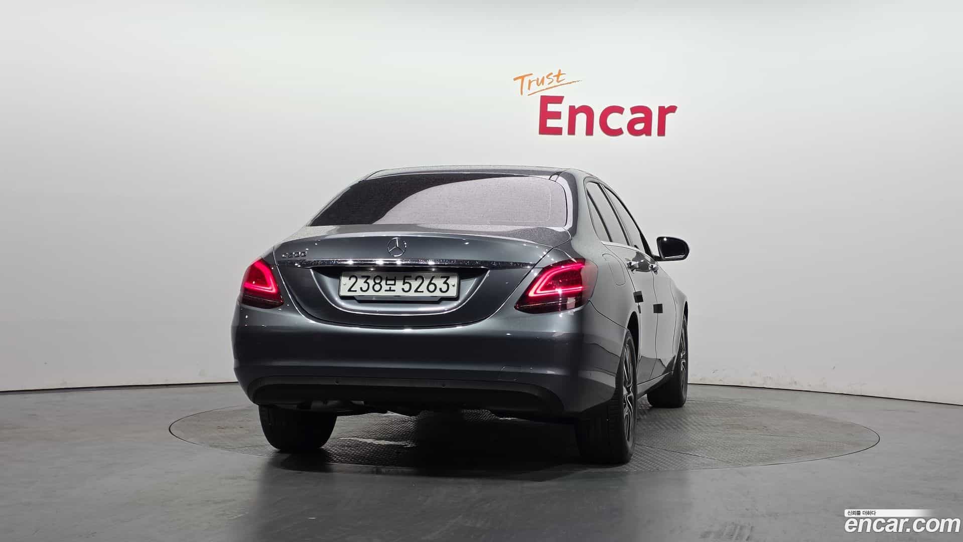 C-Class Mercedes-Benz 2019.9-OUTER-004