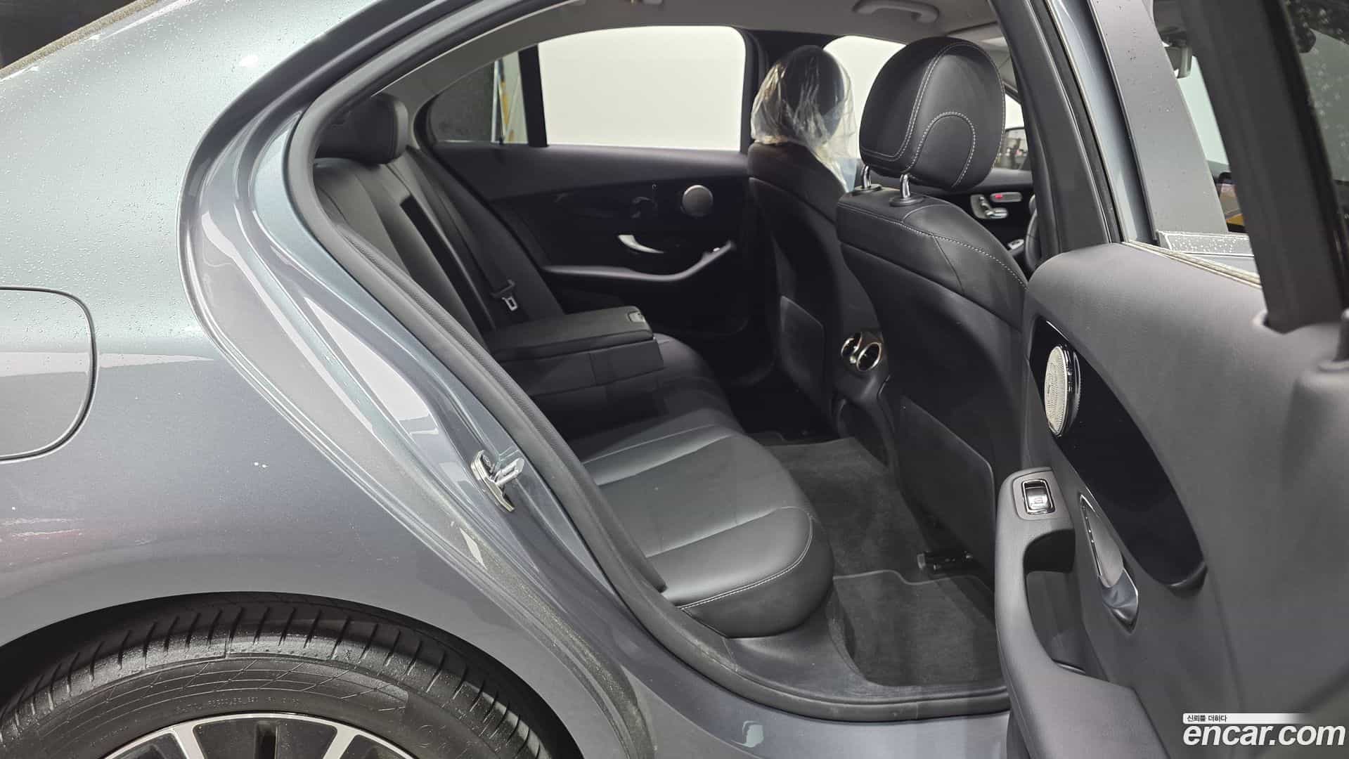 C-Class Mercedes-Benz 2019.9-OPTION-015