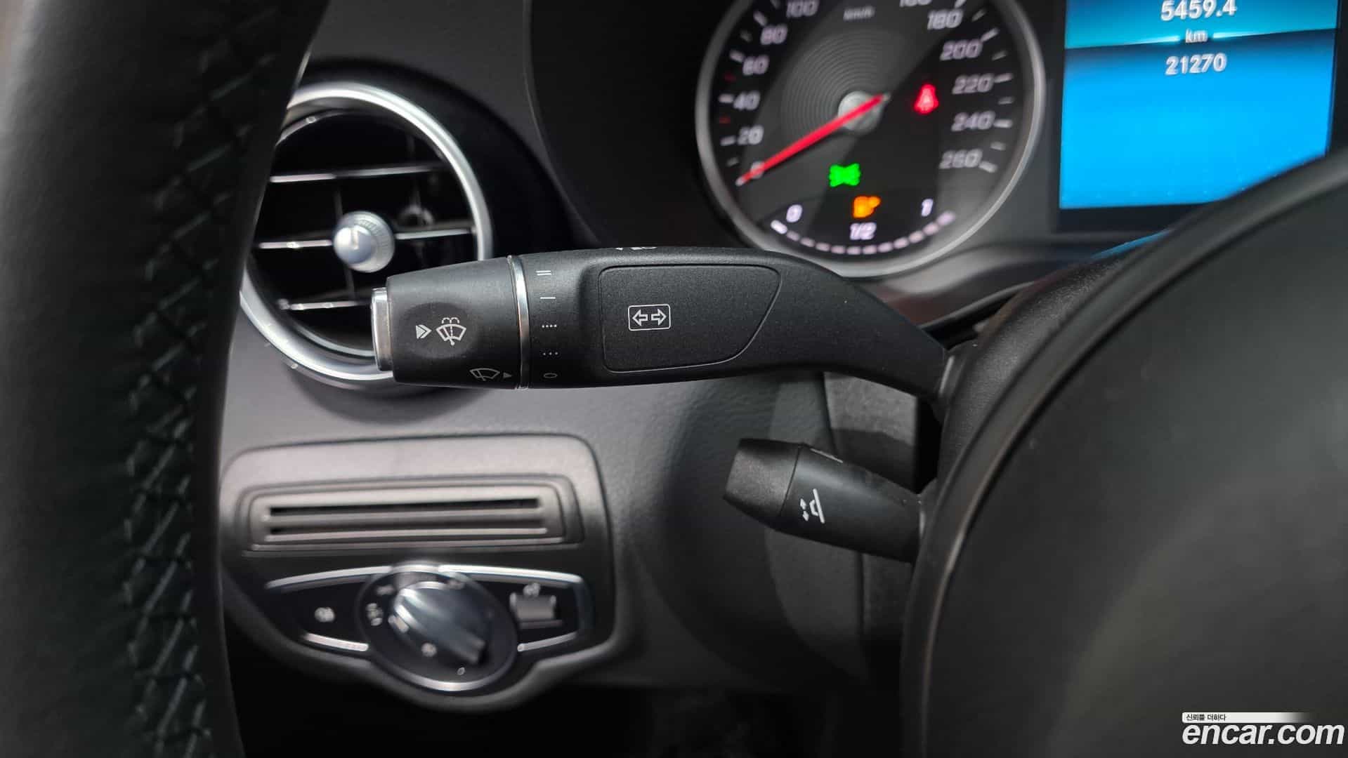 C-Class Mercedes-Benz 2019.9-OPTION-022