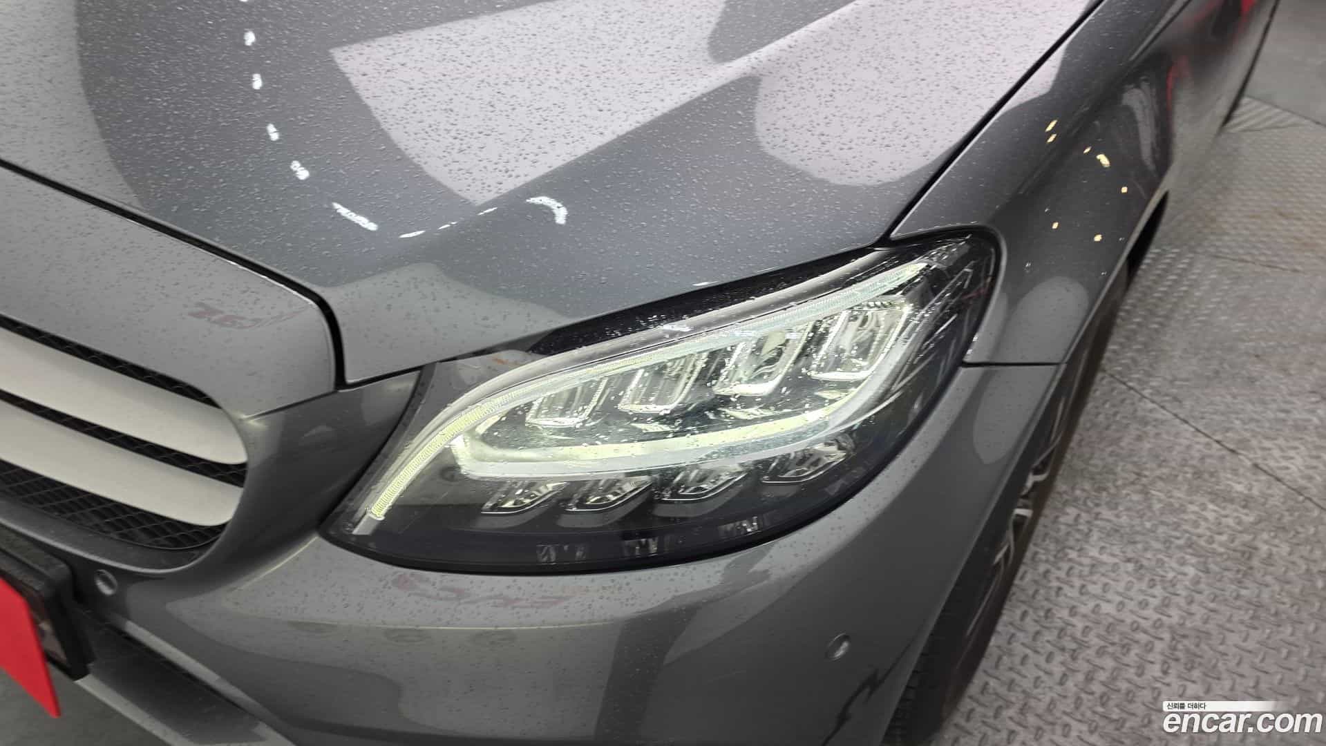 C-Class Mercedes-Benz 2019.9-OUTER-032