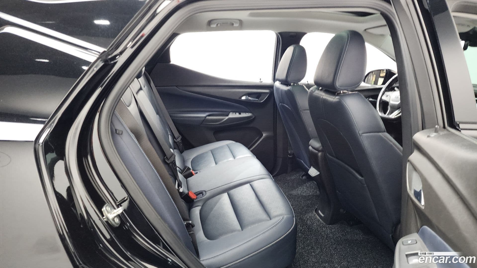 Main__Slider__Photo:볼트 EUV Chevrolet 2022.7-10
