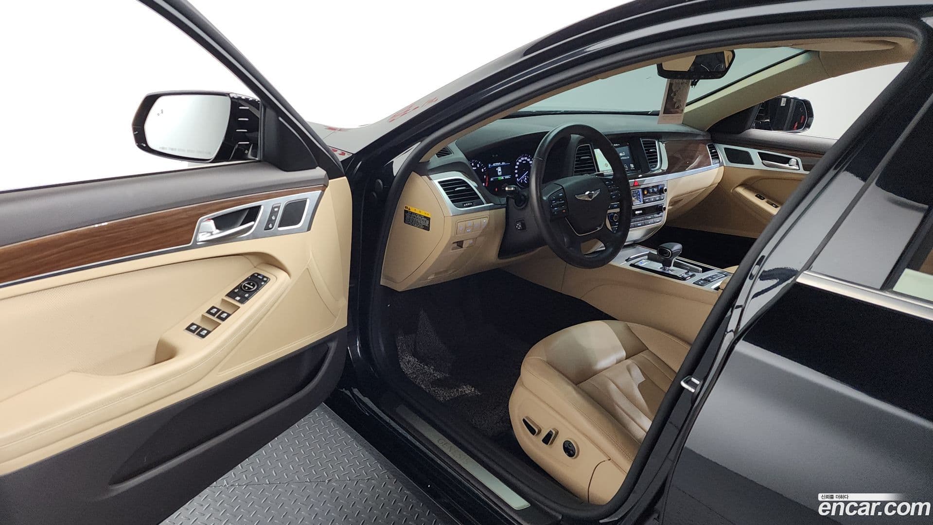 Main__Slider__Photo:G80 Genesis 2019.9-9