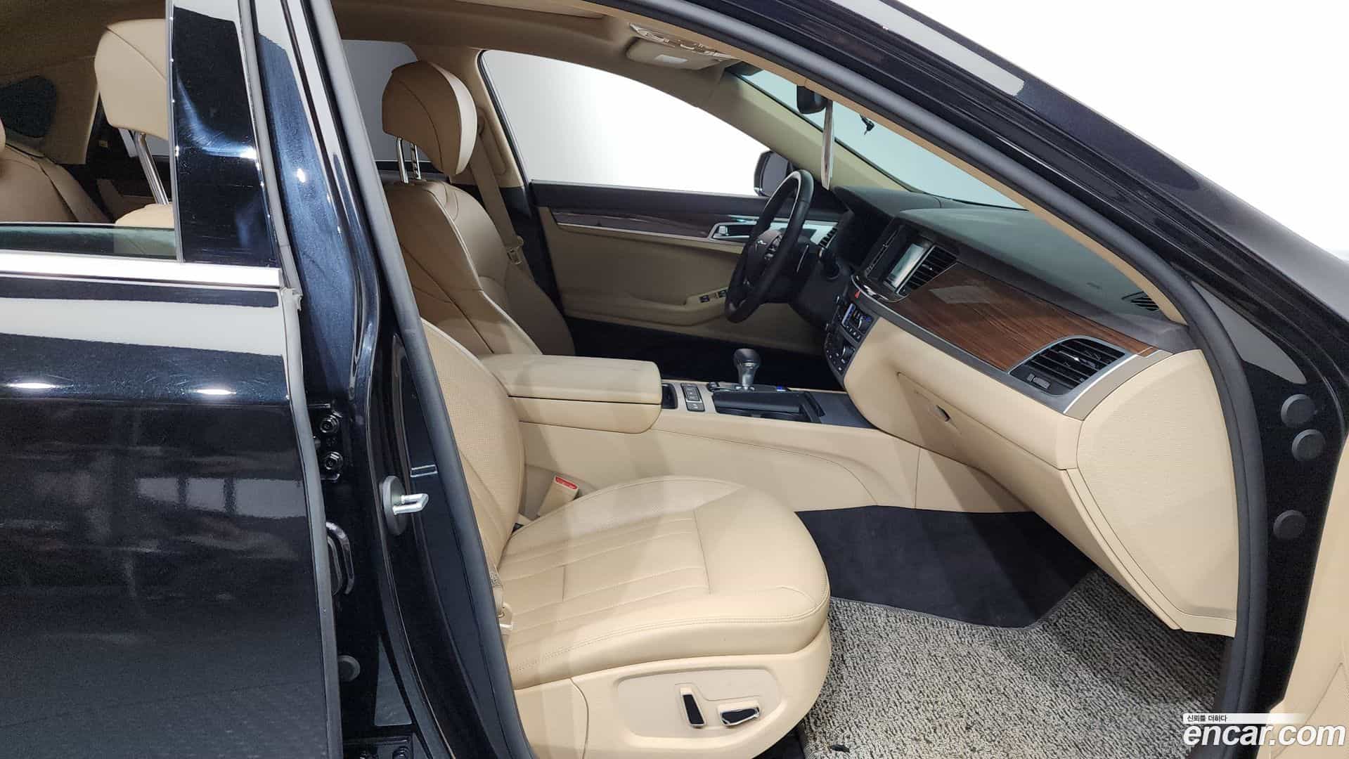 G80 Genesis 2019.9-INNER-036