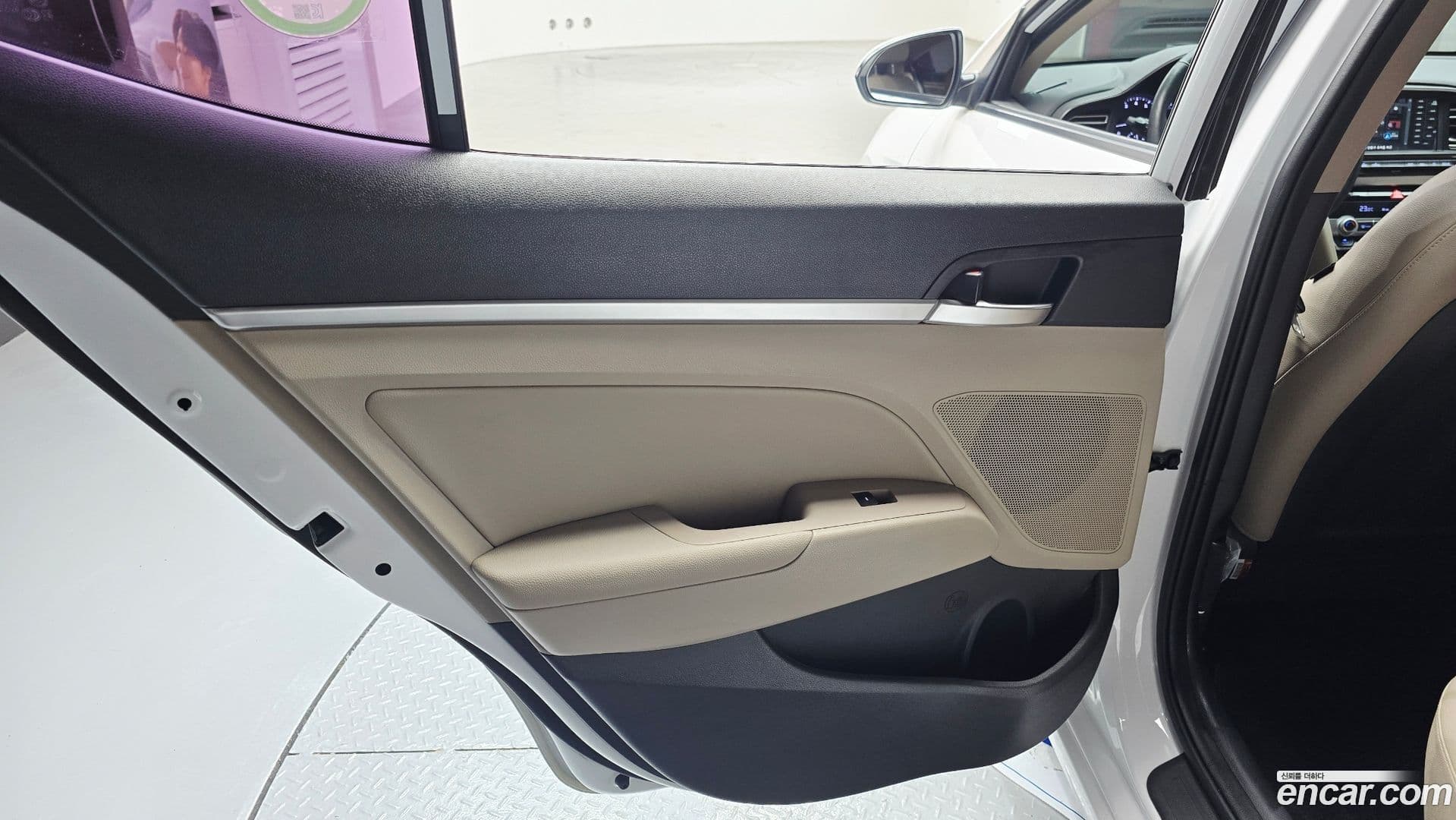 Main__Slider__Photo:AVANTE Hyundai 2018.9-24