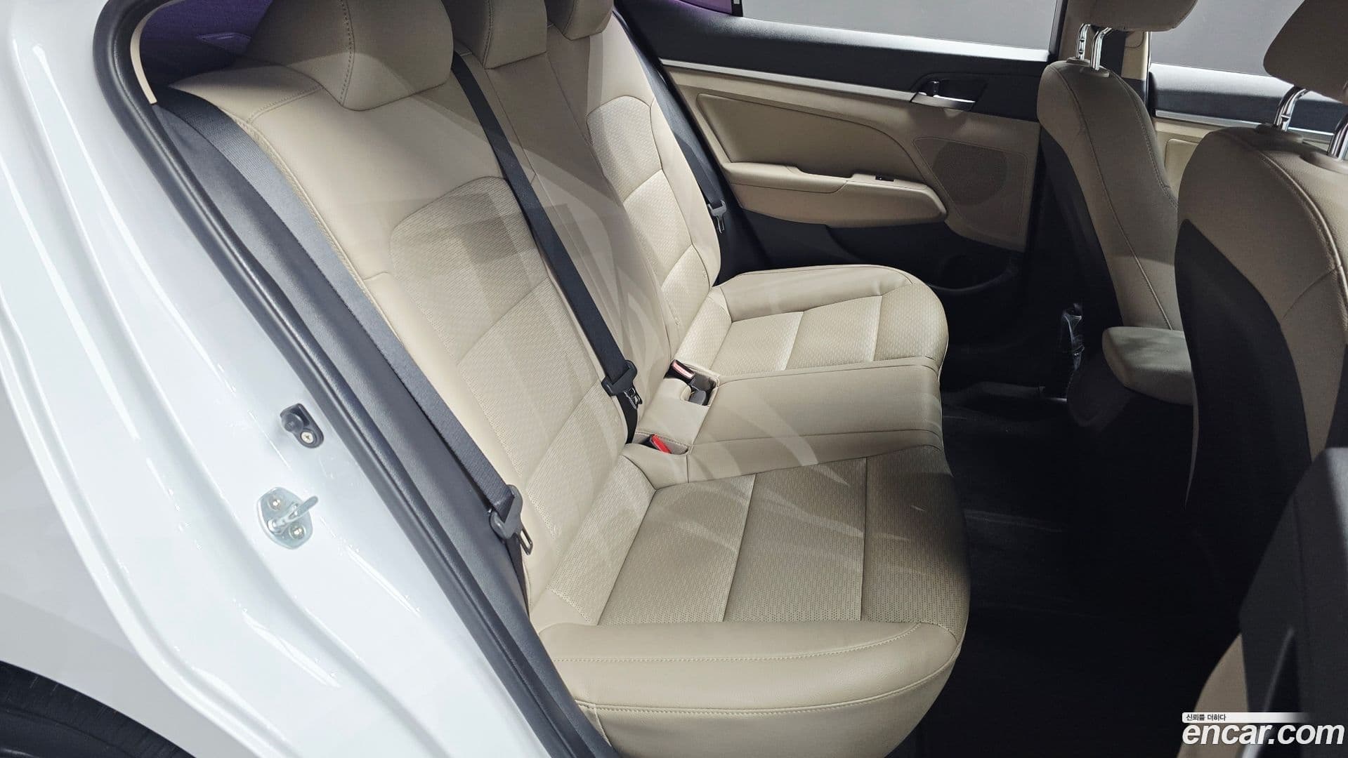 Main__Slider__Photo:AVANTE Hyundai 2018.9-25