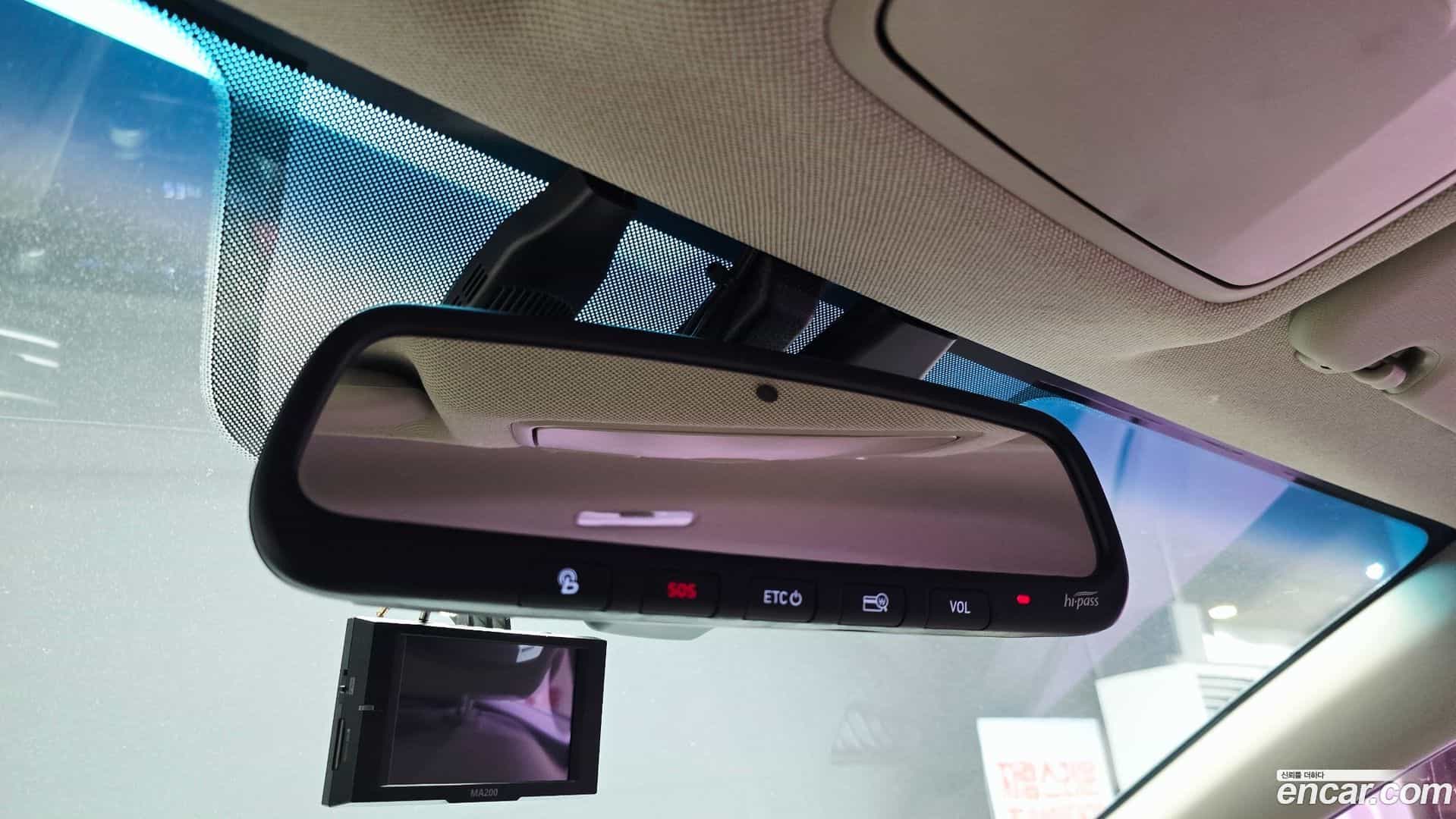 AVANTE Hyundai 2018.9-OPTION-042