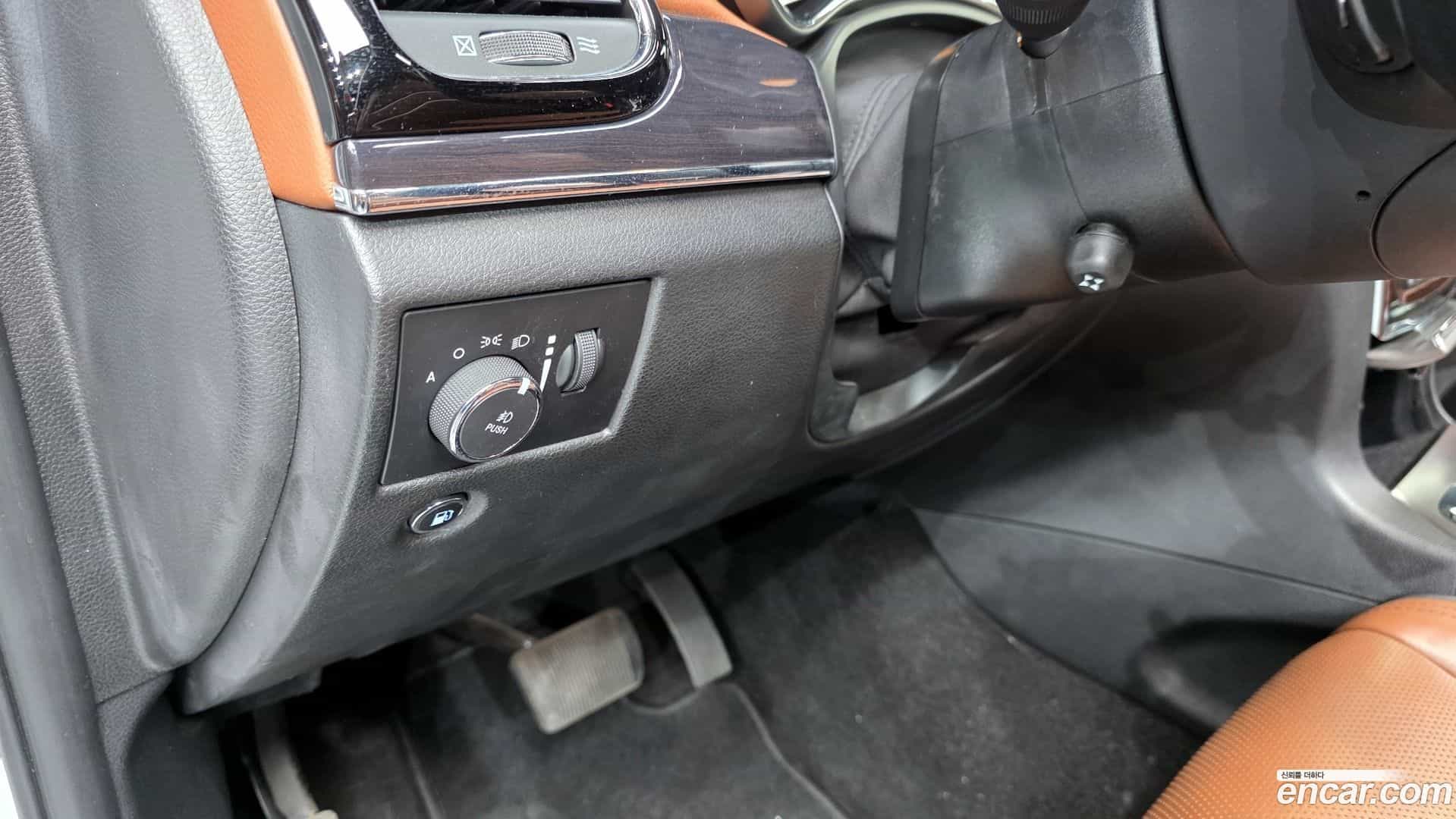 Cherokee Jeep 2021.2-OPTION-024