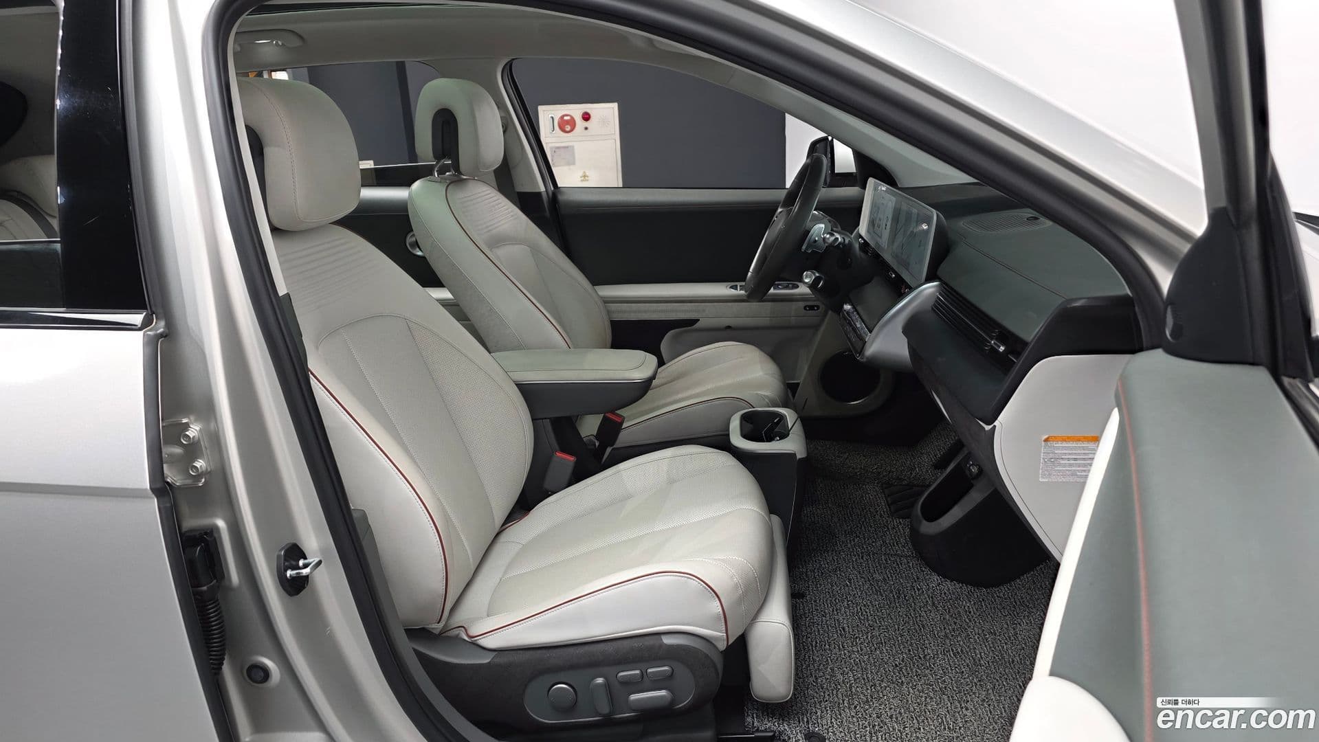 Main__Slider__Photo:Ioniq5 Hyundai 2021.5-10