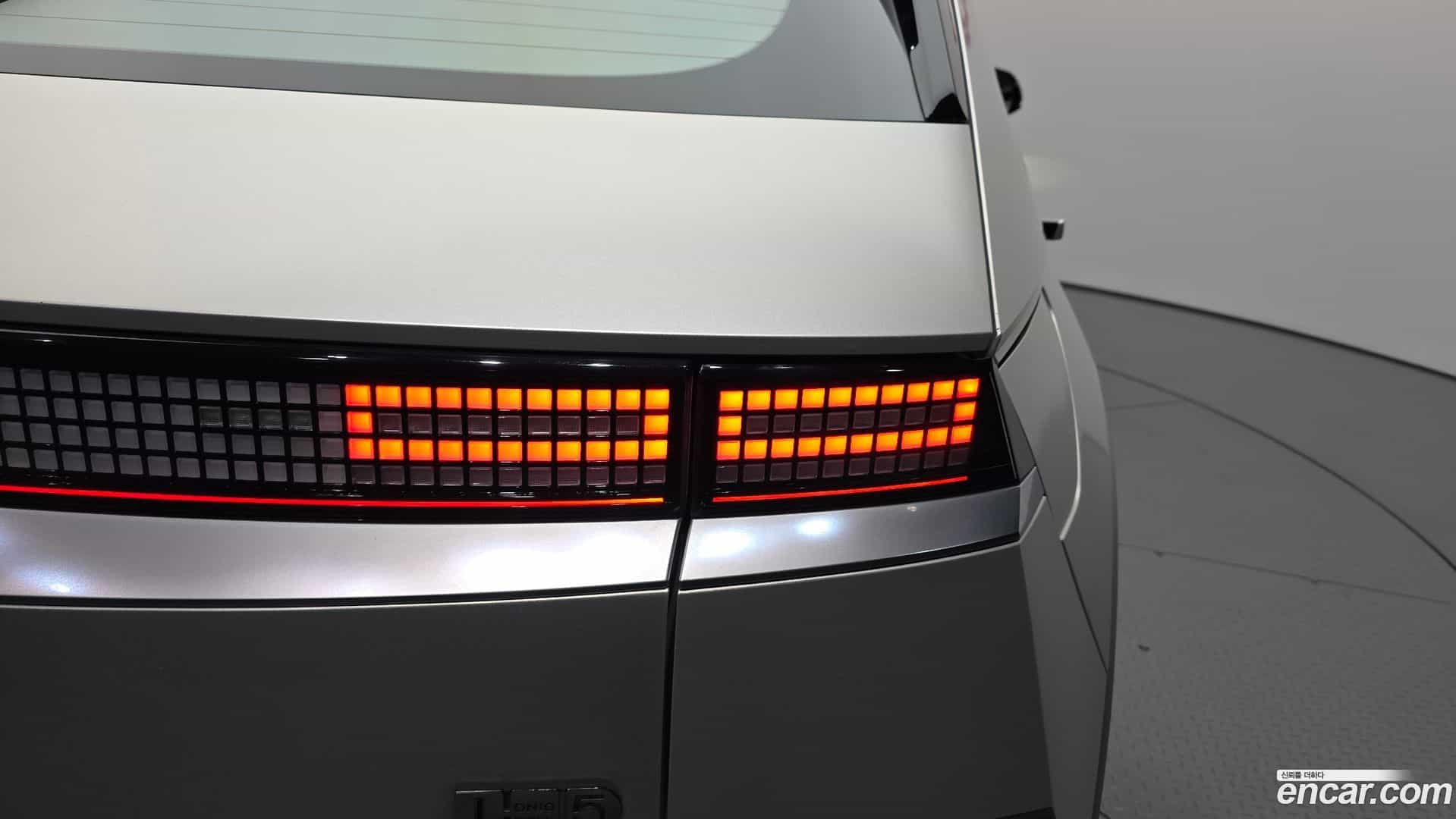 Ioniq5 Hyundai 2021.5-OUTER-033