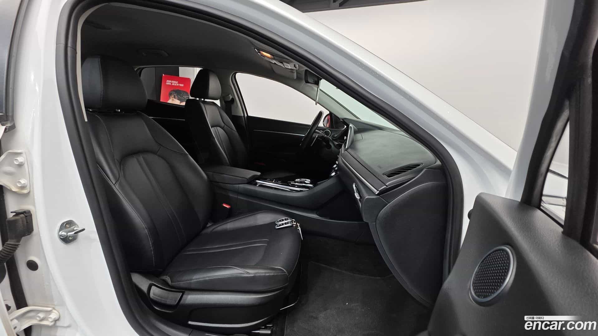 Sonata Hyundai 2021.2-INNER-010