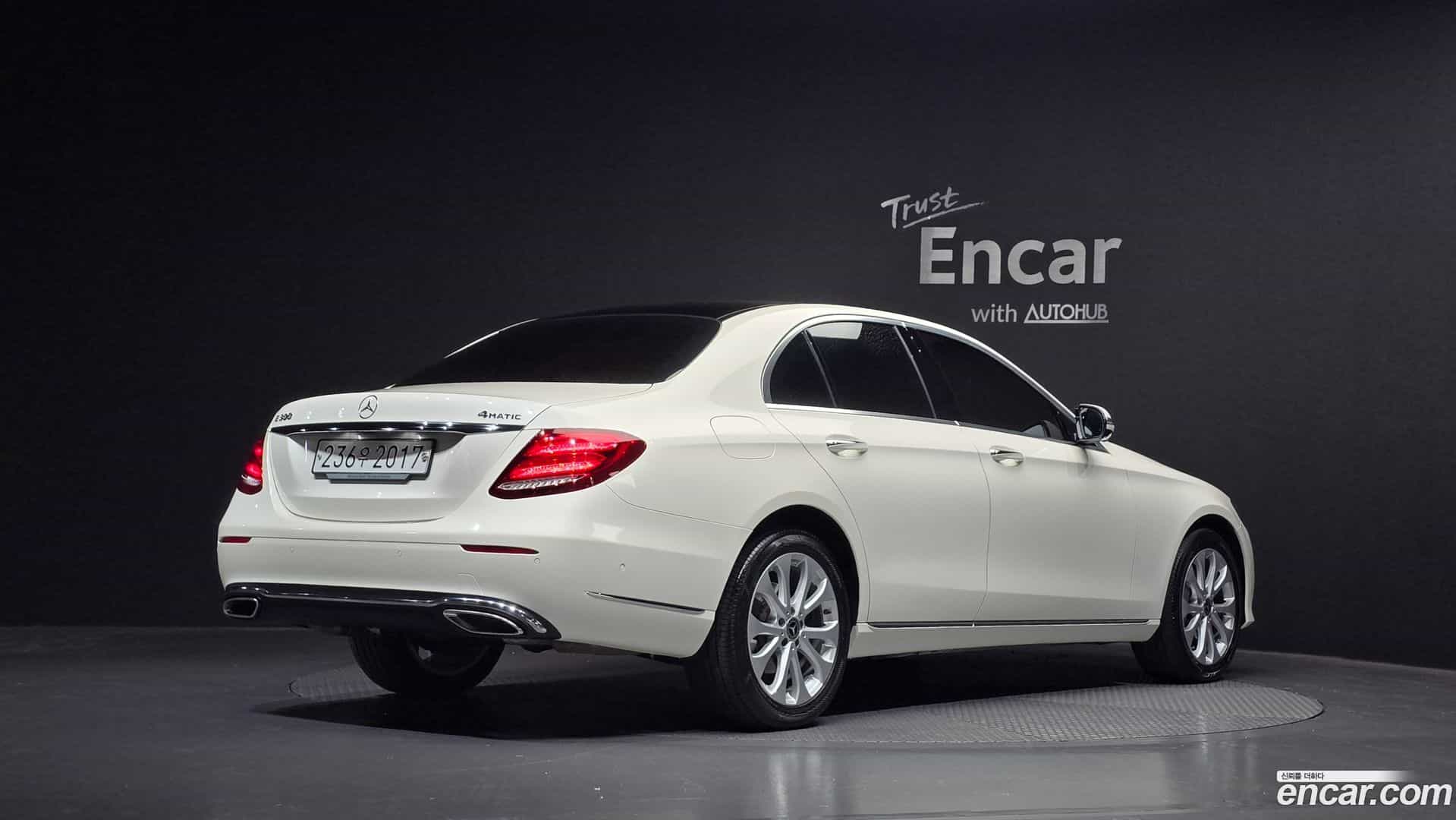 E-Class Mercedes-Benz 2019.8-OUTER-002