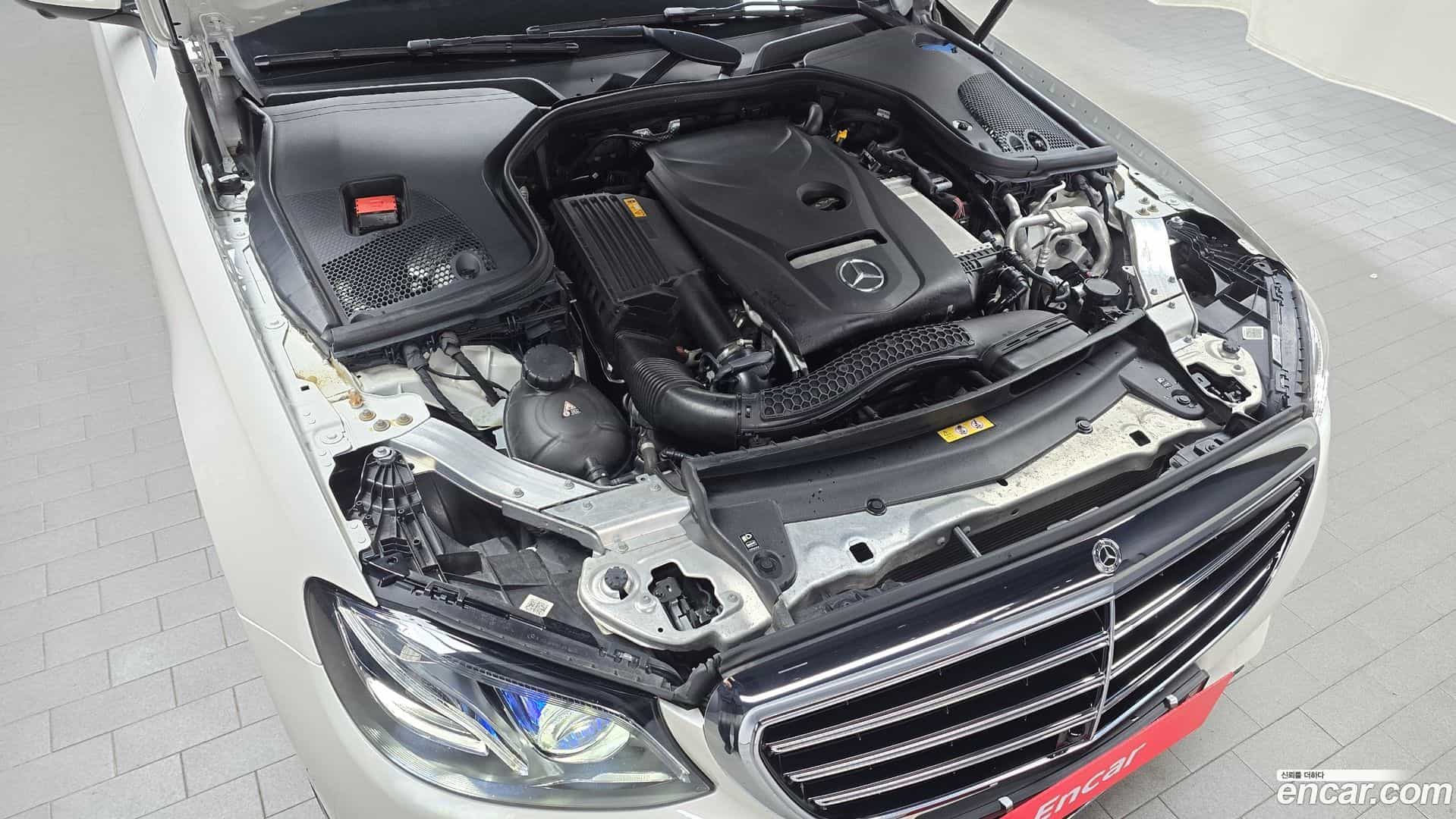 E-Class Mercedes-Benz 2019.8-OUTER-006