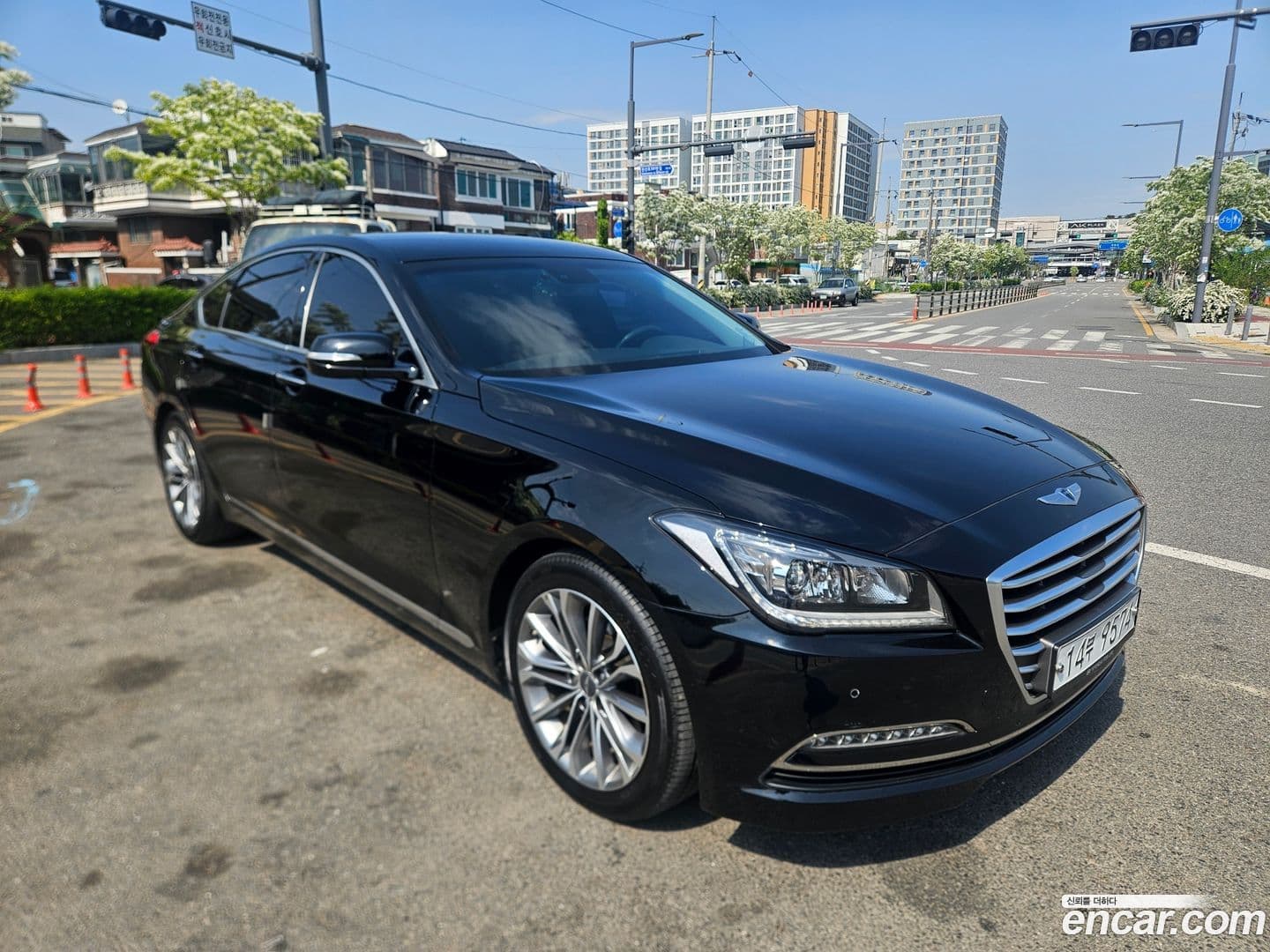 Main__Slider__Photo:Genesis Hyundai 2014.10-0