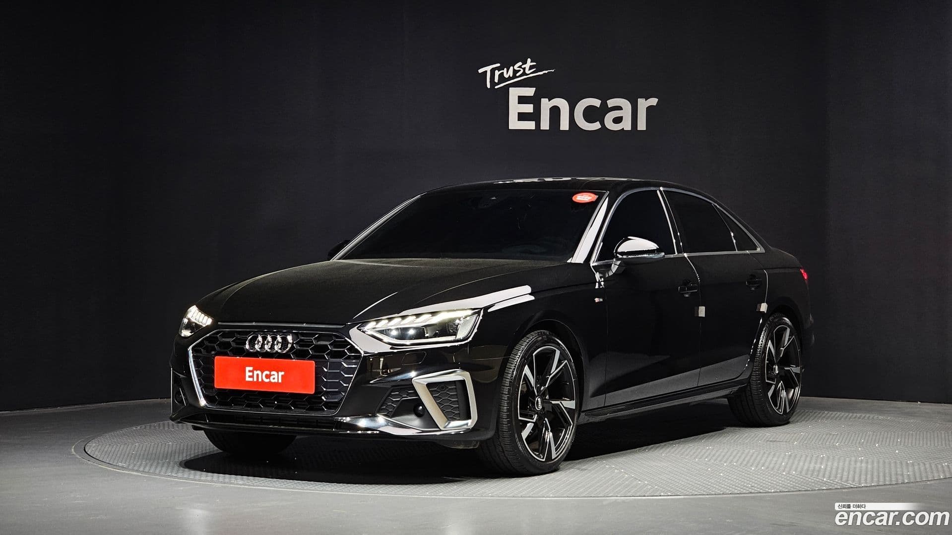 Main__Slider__Photo:A4 Audi 2021.11-0