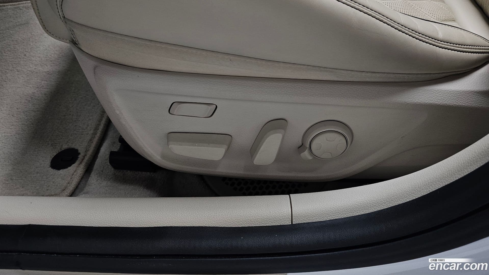 Main__Slider__Photo:G70 Genesis 2019.7-33