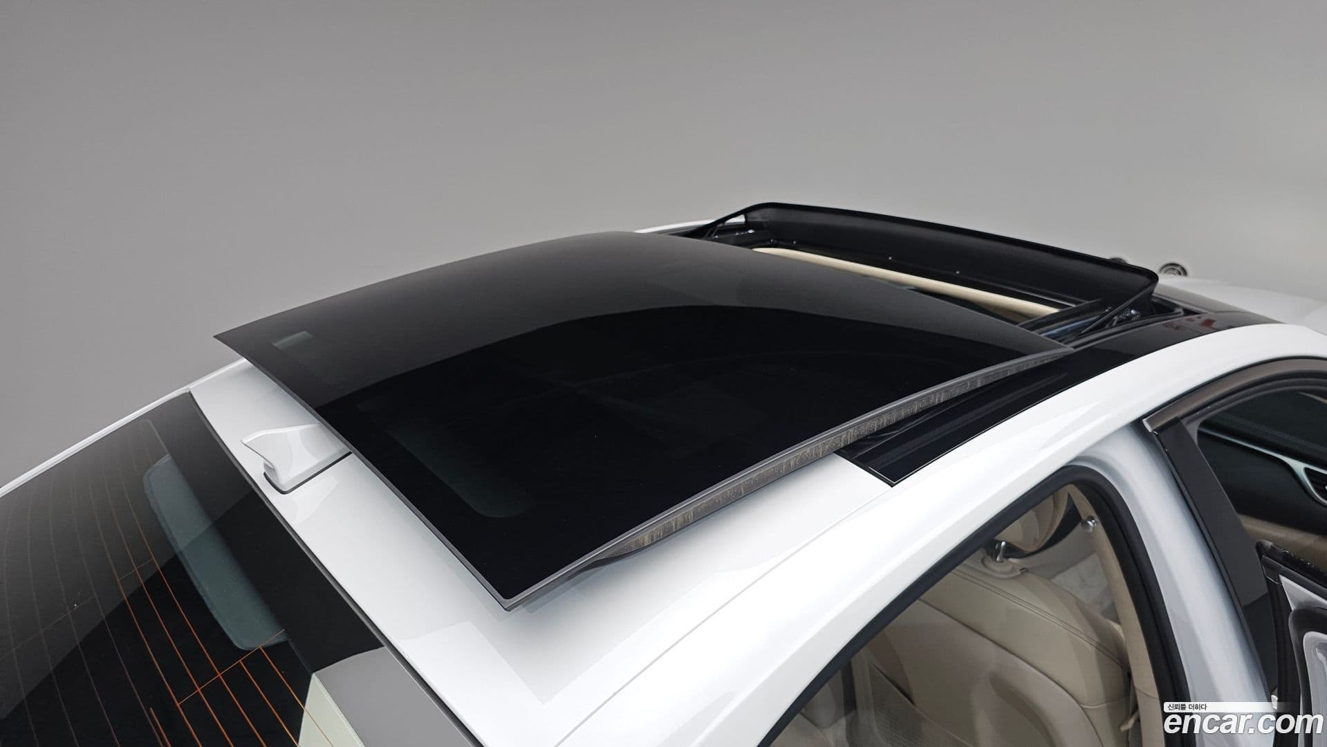 Main__Slider__Photo:G70 Genesis 2019.7-36