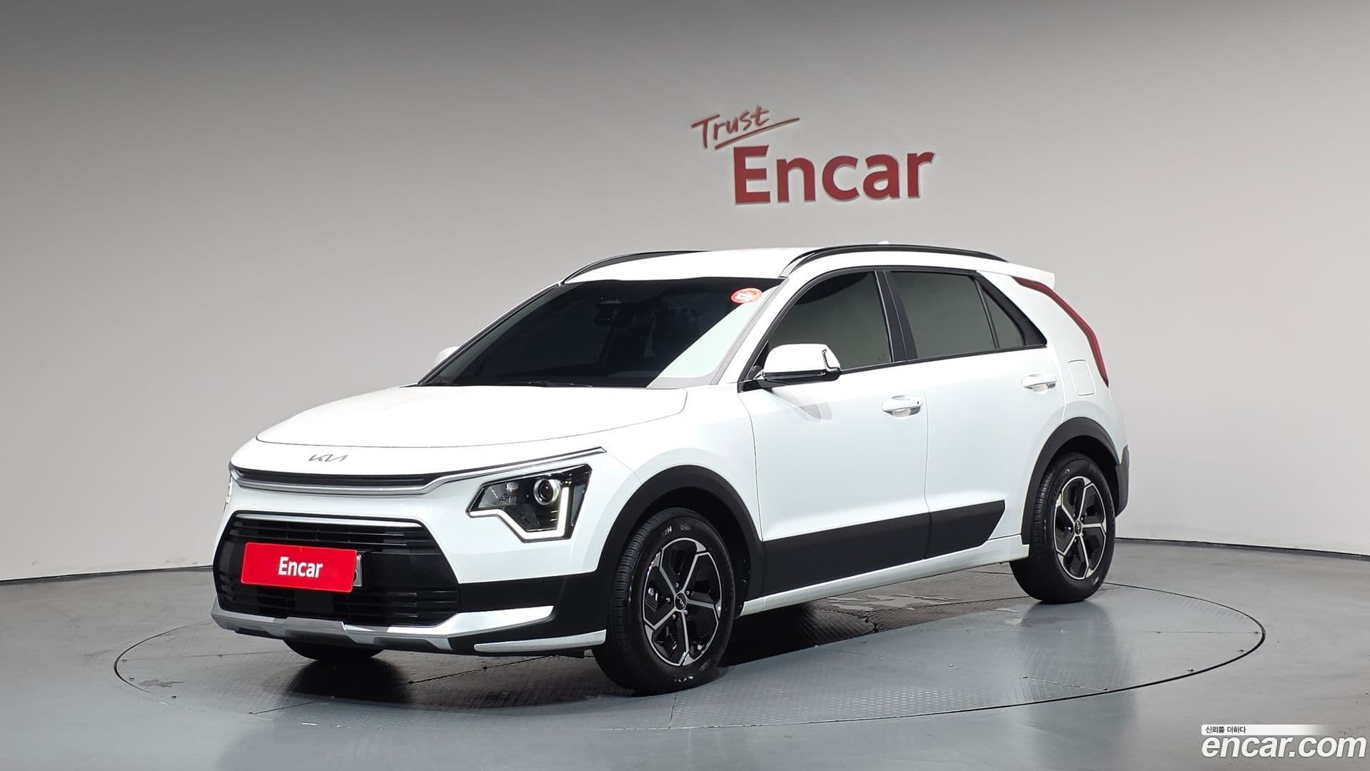 Main__Slider__Photo:Niro Kia 2025.4-0