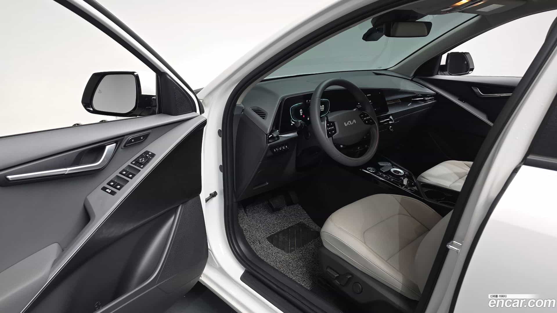 Niro Kia 2025.4-INNER-010