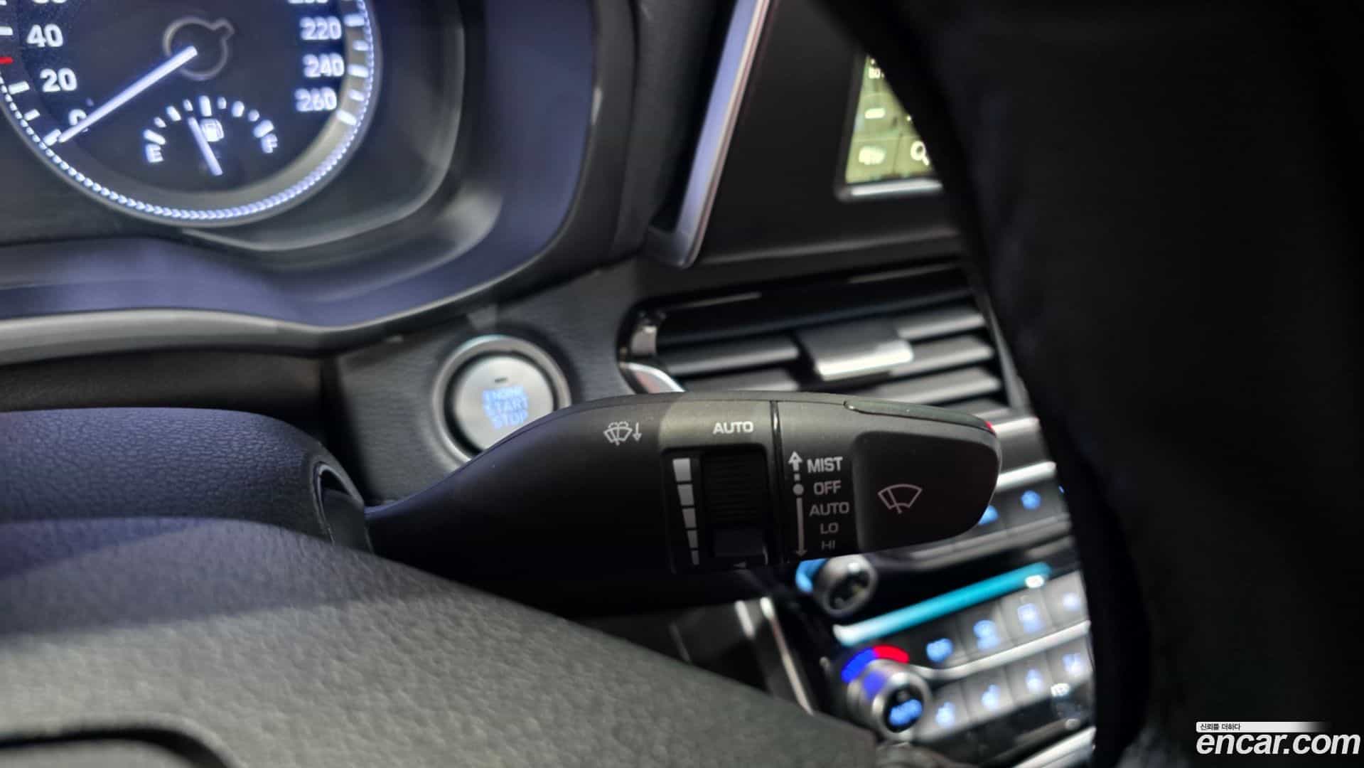 Grandeur Hyundai 2017.2-OPTION-047