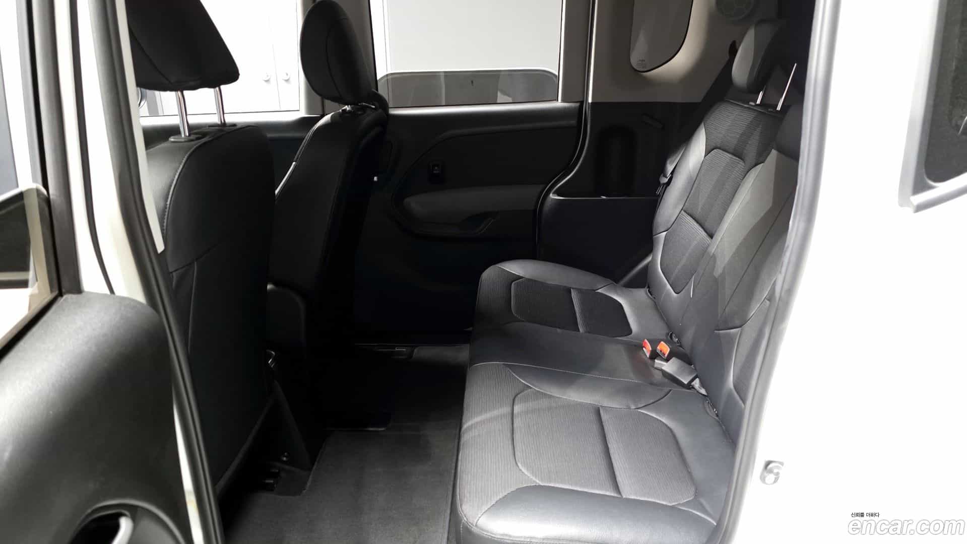 RAY Kia 2022.3-INNER-036