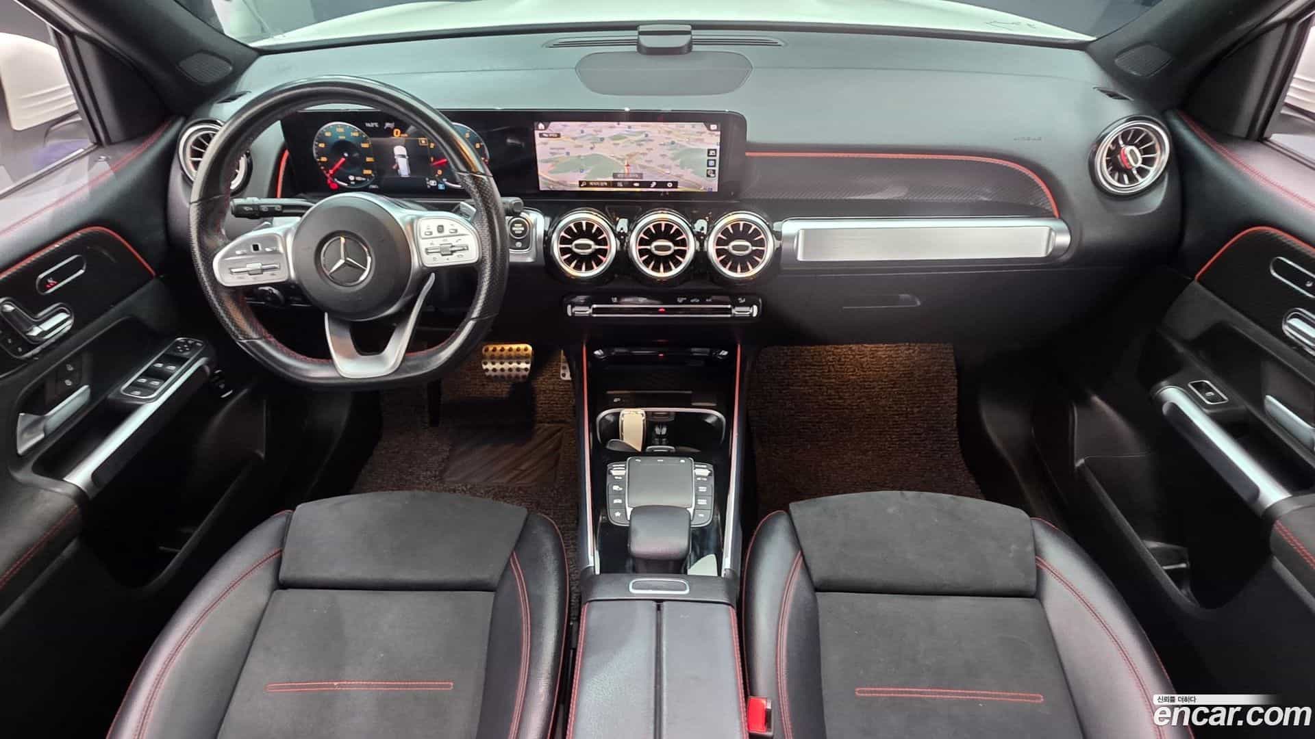 GLB-Class Mercedes-Benz 2021.2-INNER-007