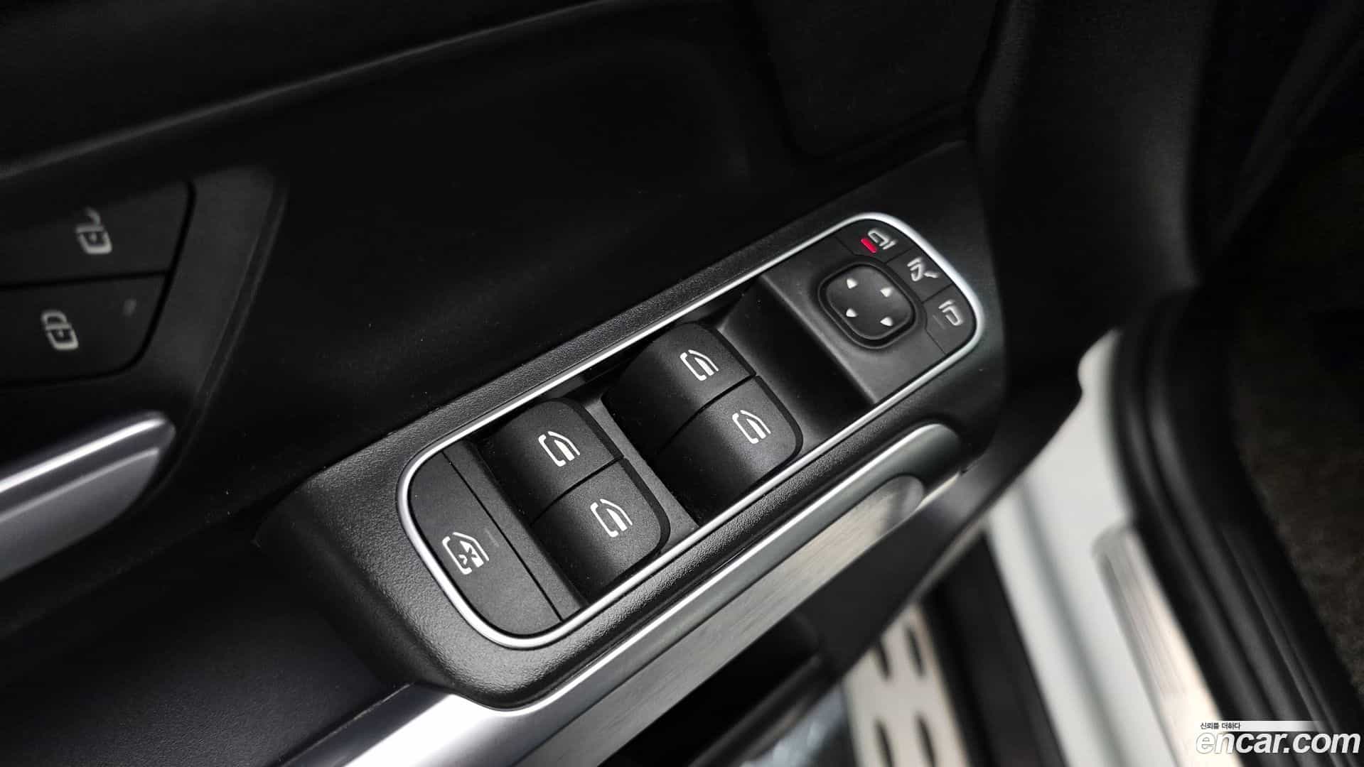 GLB-Class Mercedes-Benz 2021.2-OPTION-023