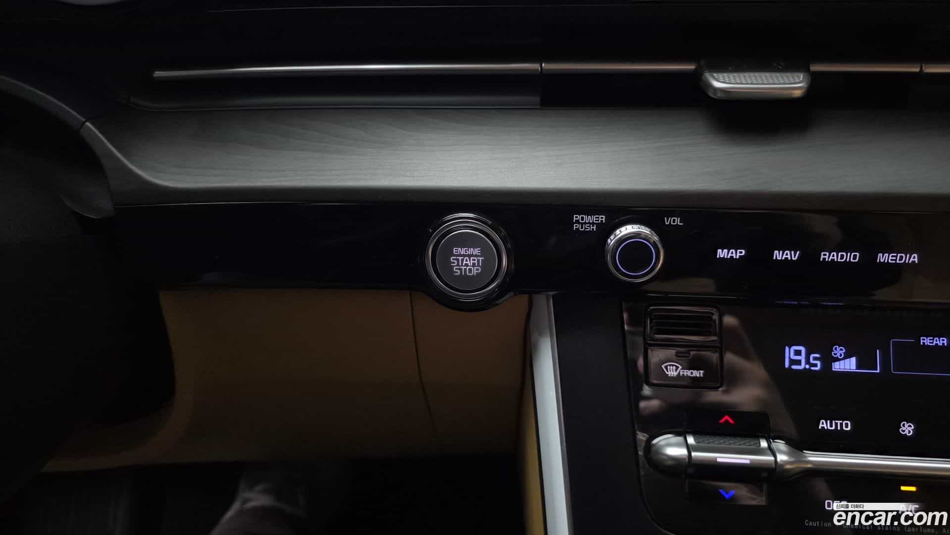 Canival Kia 2021.3-OPTION-041