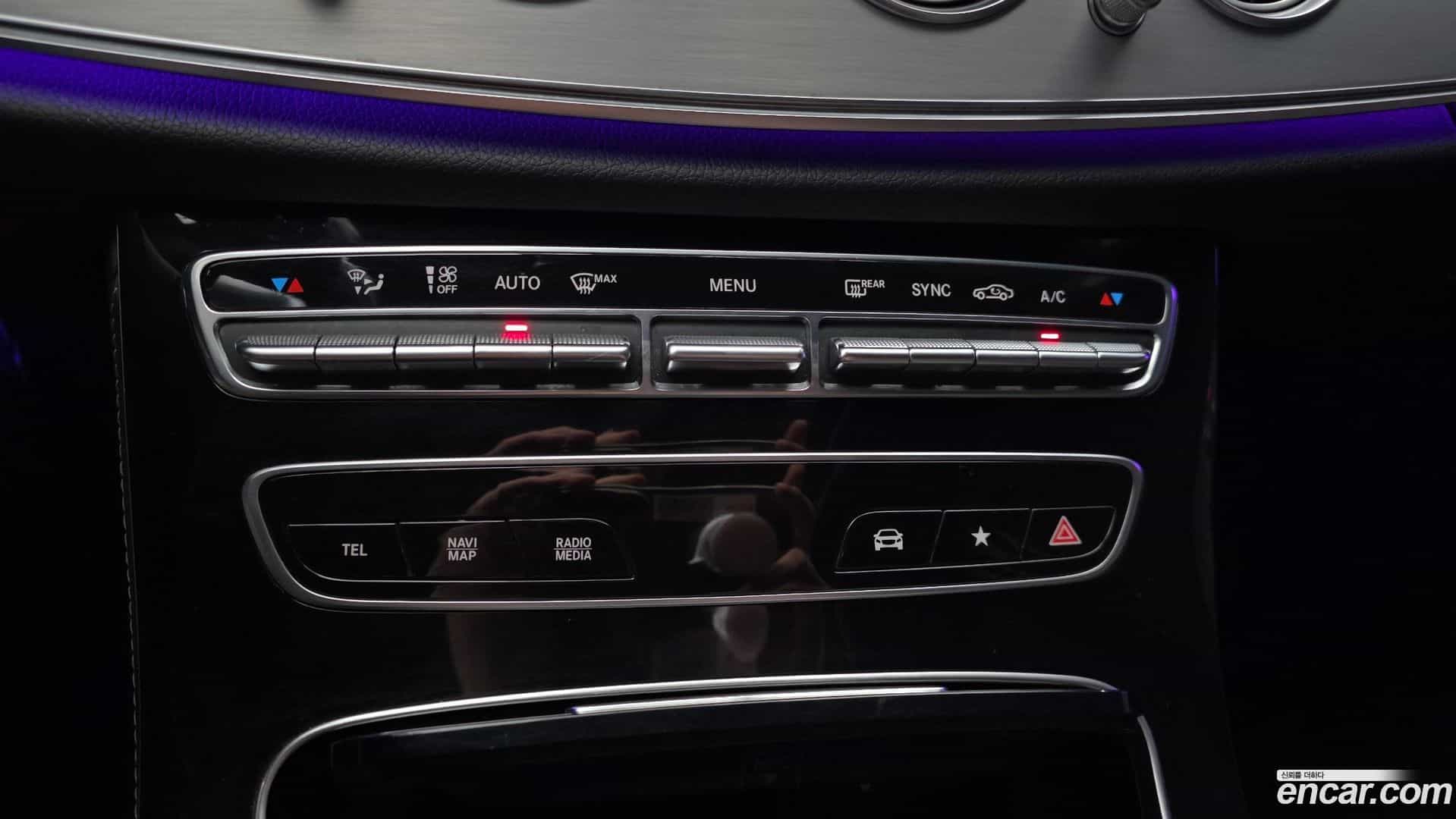E-Class Mercedes-Benz 2021.2-OPTION-043