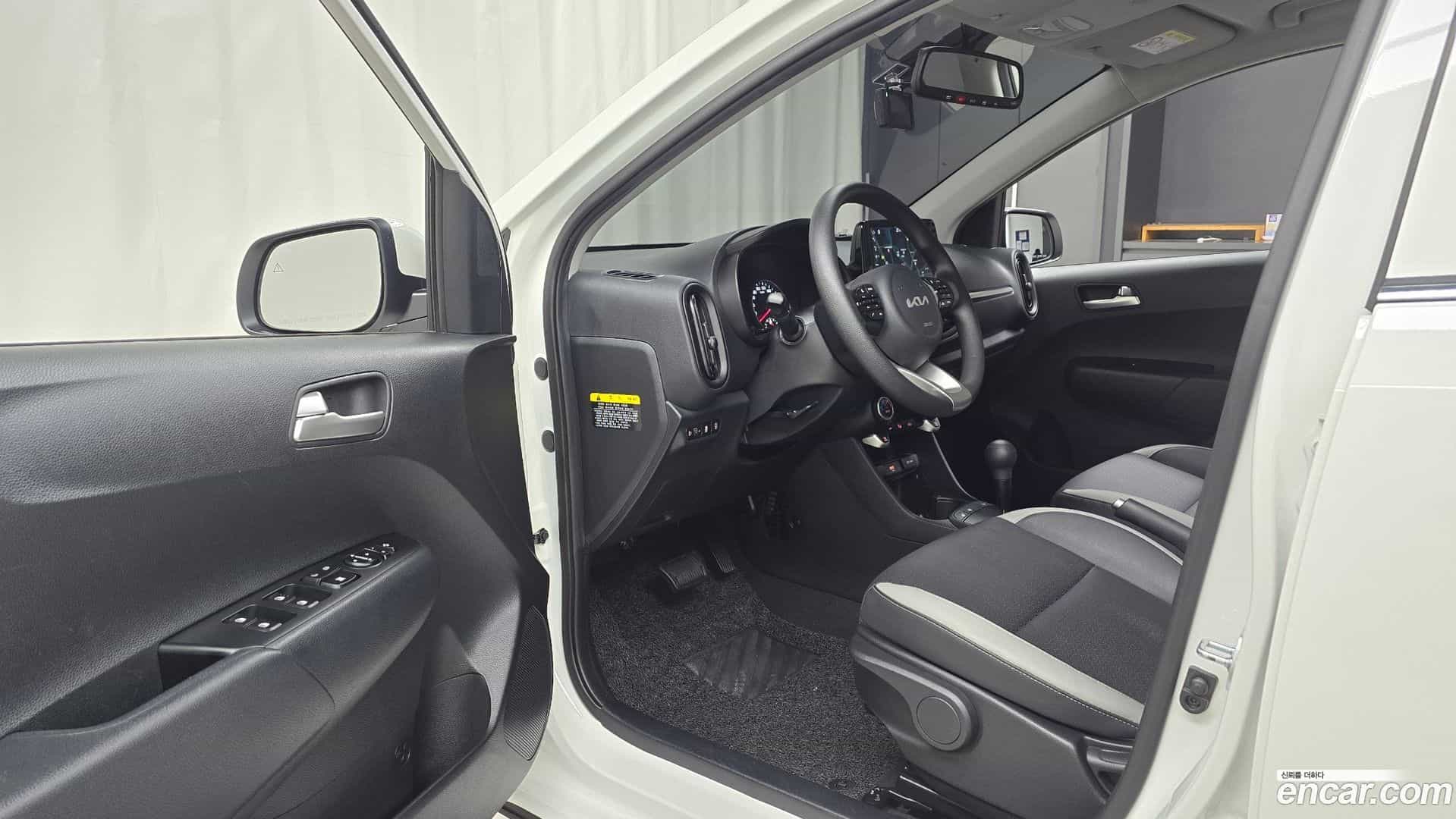 morning Kia 2023.1-INNER-010