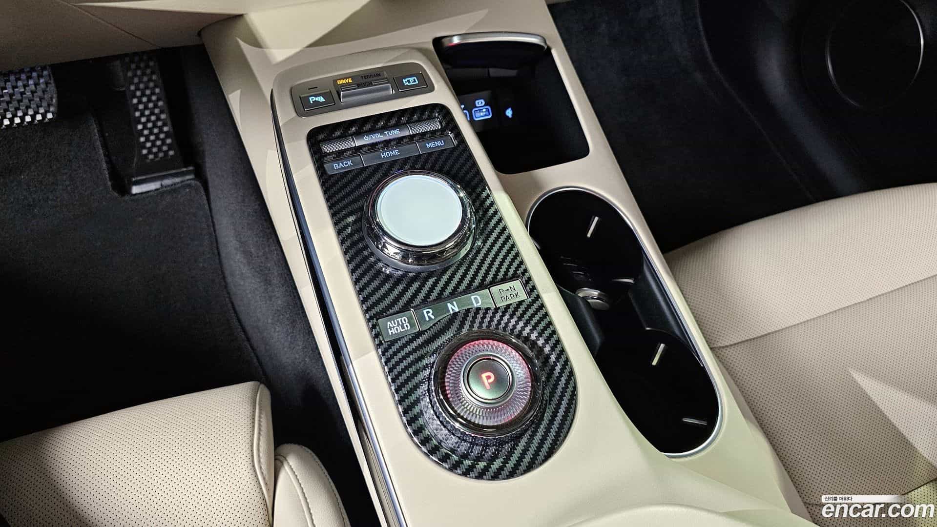 GV70 Genesis 2022.0-INNER-009