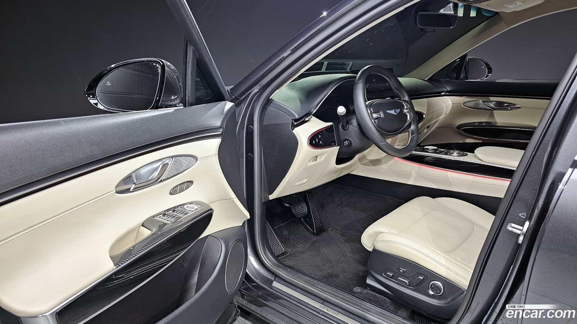 GV70 Genesis 2022.0-INNER-010