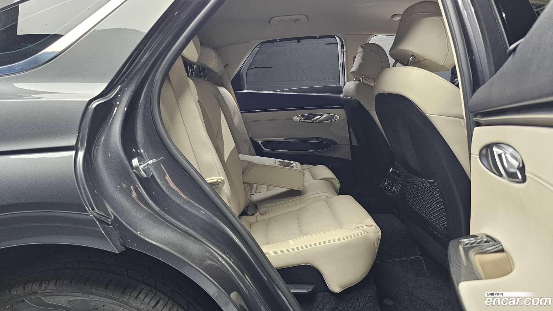 GV70 Genesis 2022.0-OPTION-015