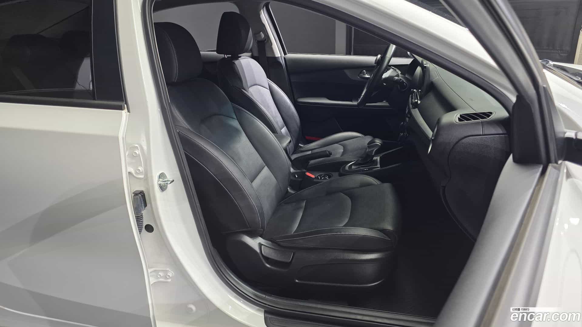 K3 Kia 2021.3-INNER-036