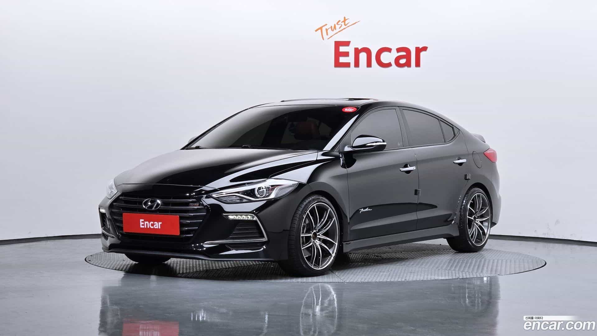 AVANTE Hyundai 2017.10-OUTER-001