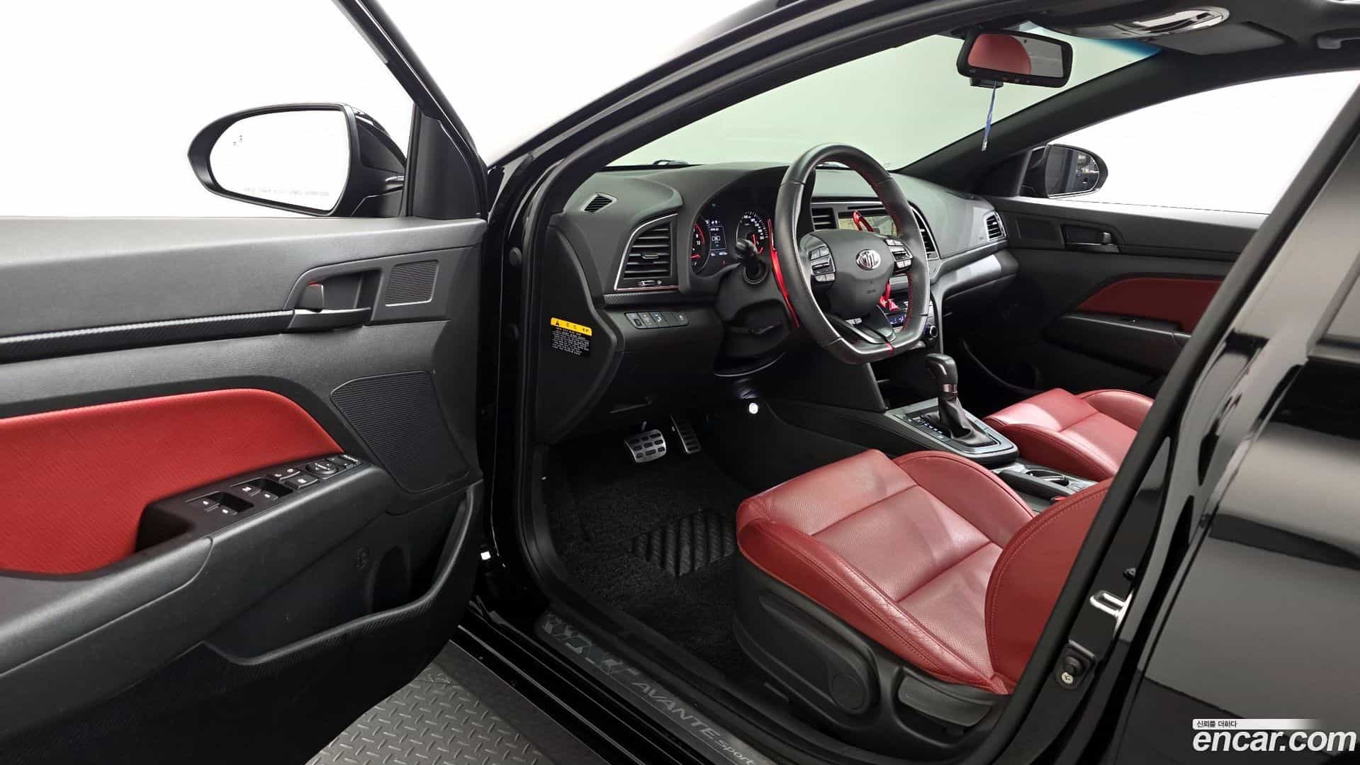 AVANTE Hyundai 2017.10-INNER-010