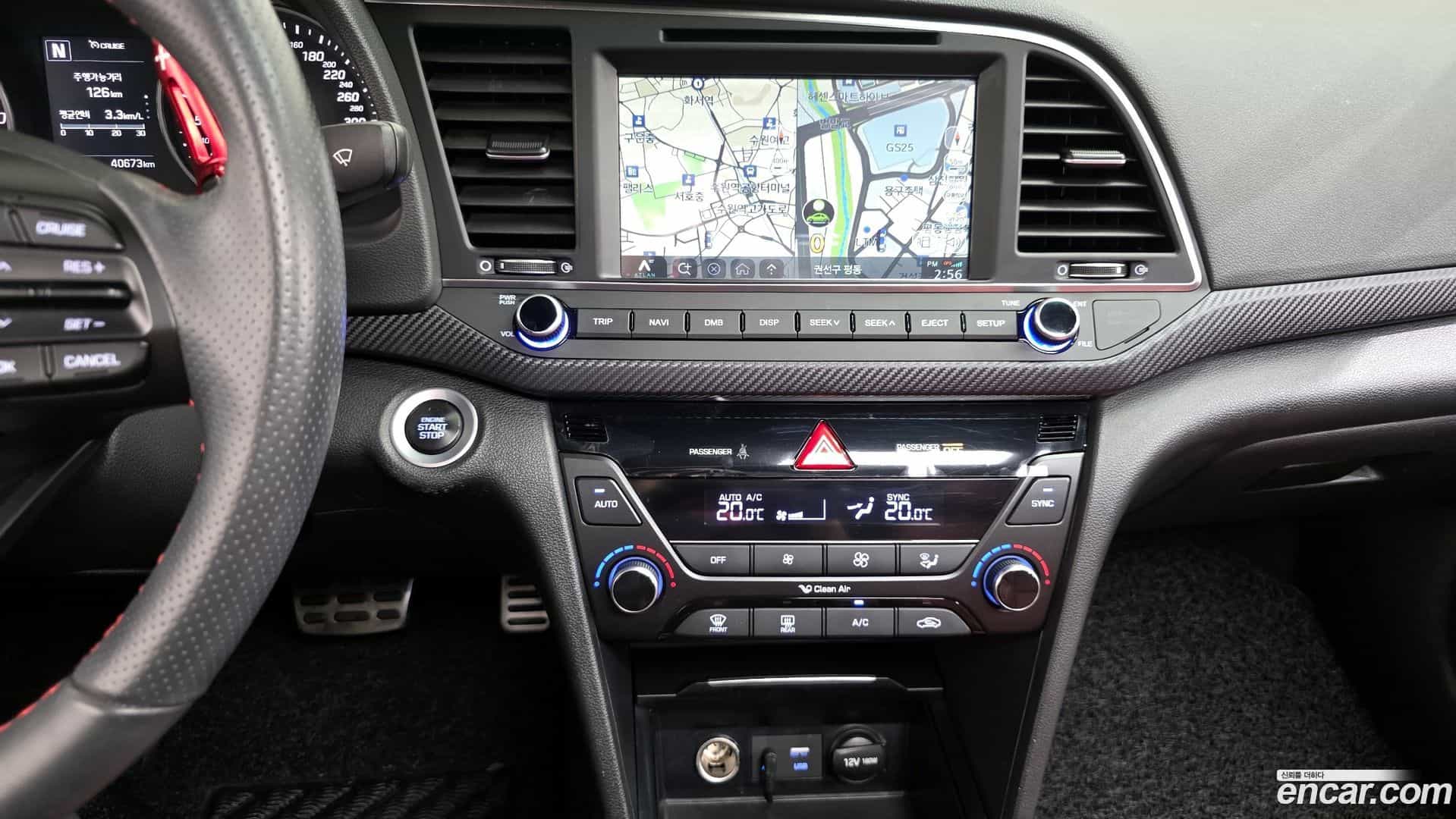 AVANTE Hyundai 2017.10-OPTION-018