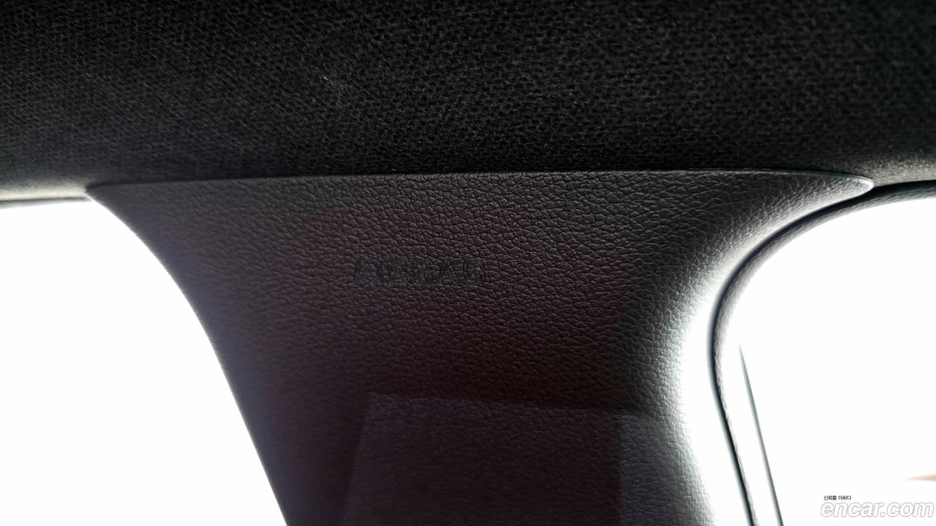 AVANTE Hyundai 2017.10-OPTION-044