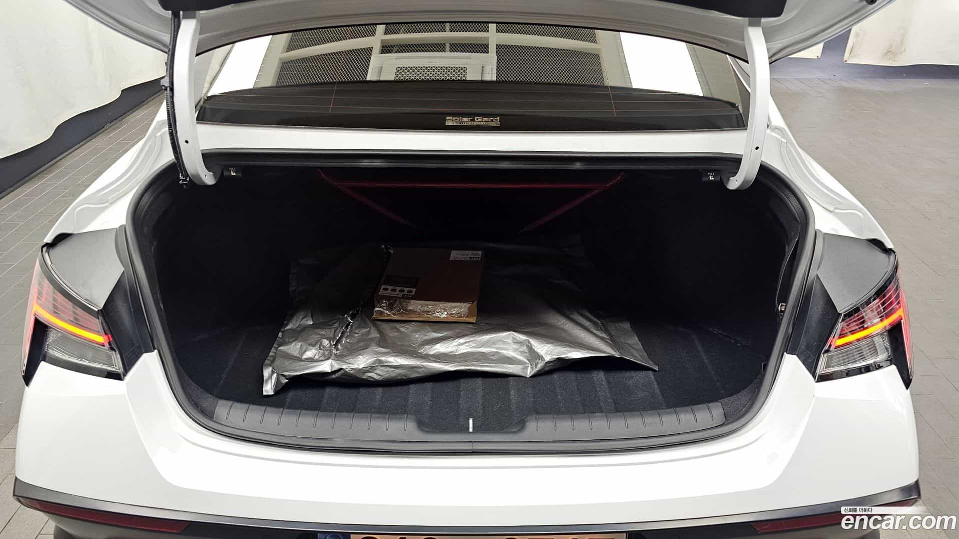 AVANTE Hyundai 2025.6-OPTION-024