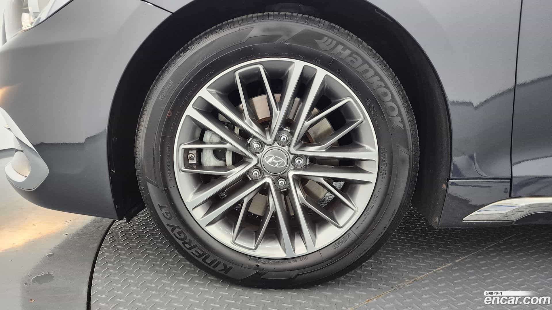 Grandeur Hyundai 2017.4-OUTER-005
