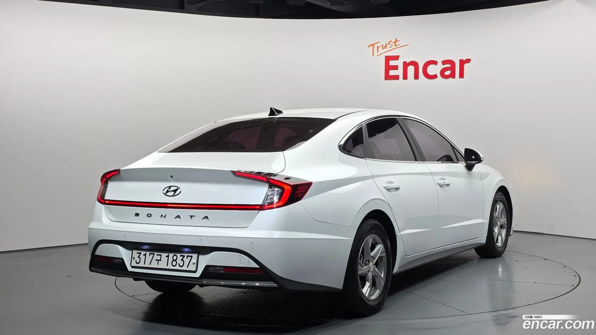 Main__Slider__Photo:Sonata Hyundai 2019.5-1
