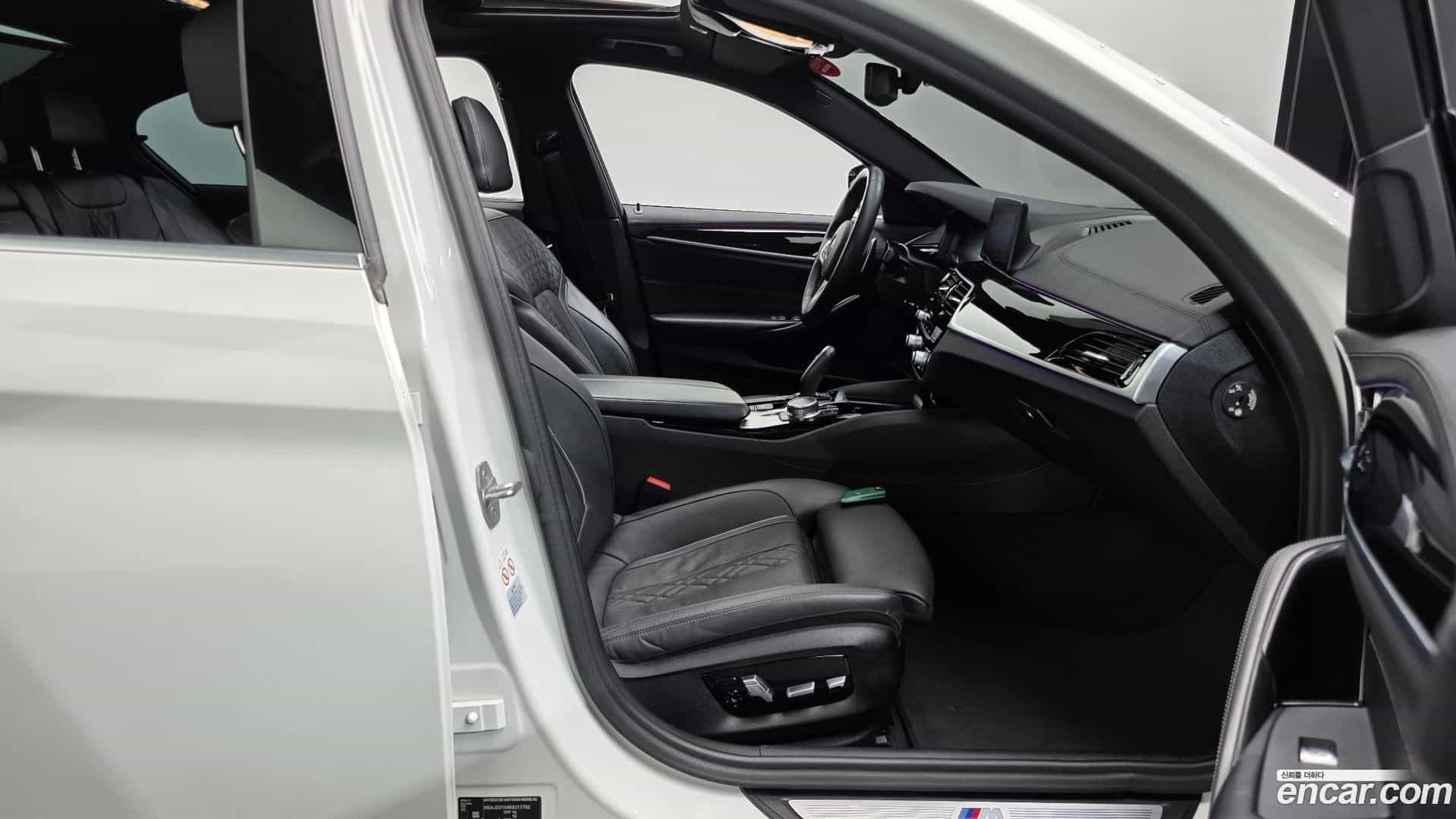 5-Series BMW 2019.8-INNER-036
