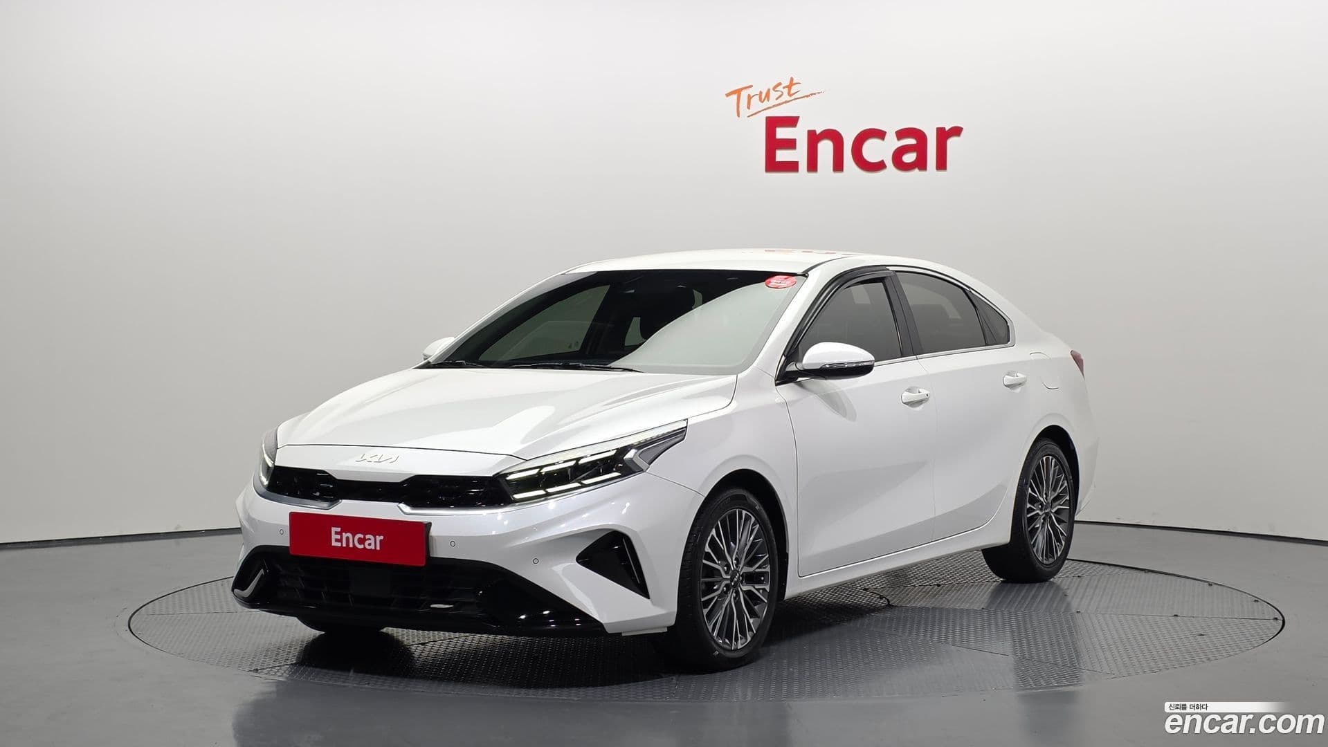 Main__Slider__Photo:K3 Kia 2022.1-0