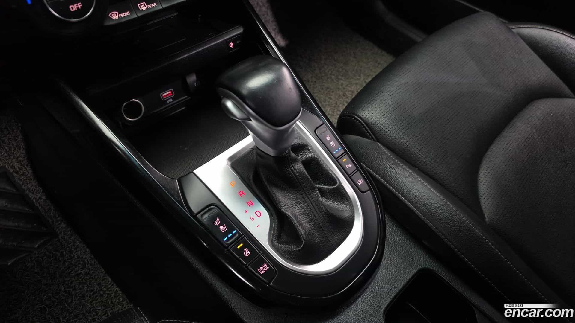 K3 Kia 2022.1-INNER-009