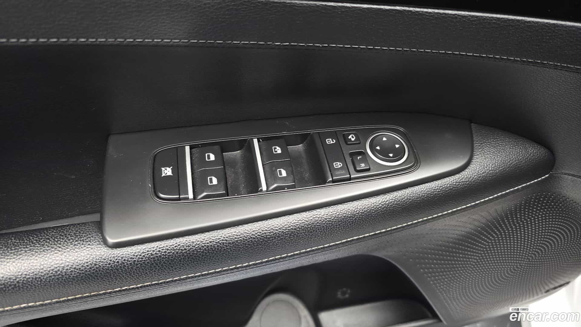 K3 Kia 2022.1-OPTION-044
