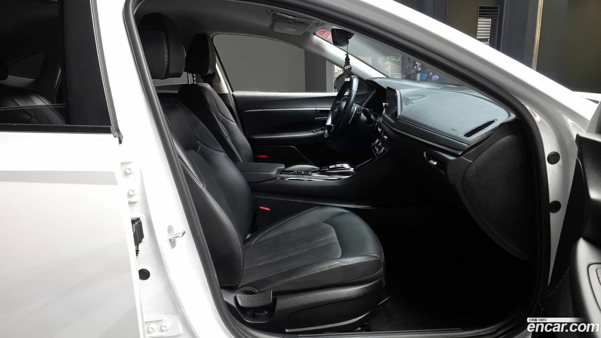 Sonata Hyundai 2019.4-OPTION-015