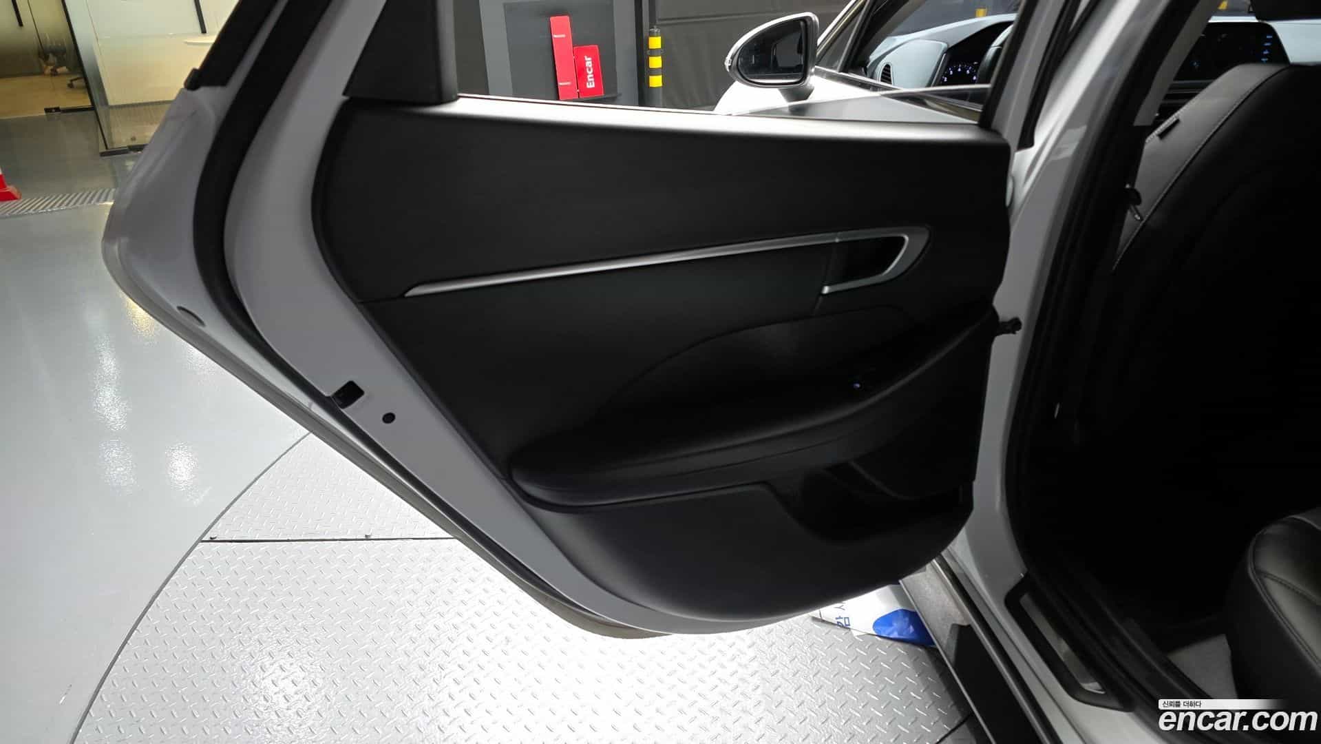 Sonata Hyundai 2019.4-INNER-035